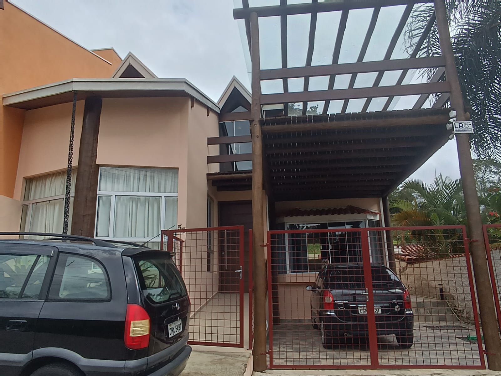 Vende-se casa aconchegante em Cunha/SP