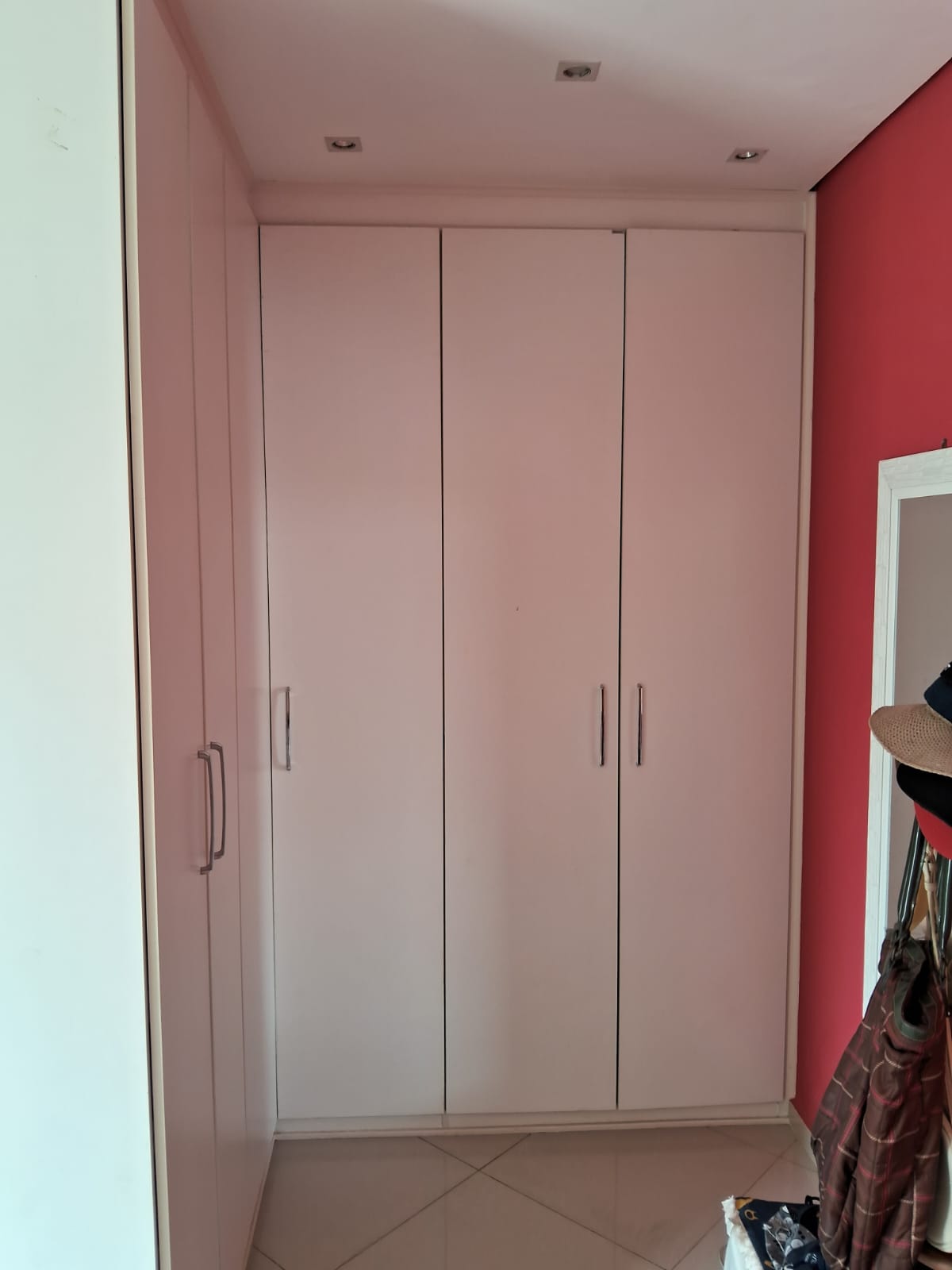 VENDE-SE CASA GUARATINGUETÁ