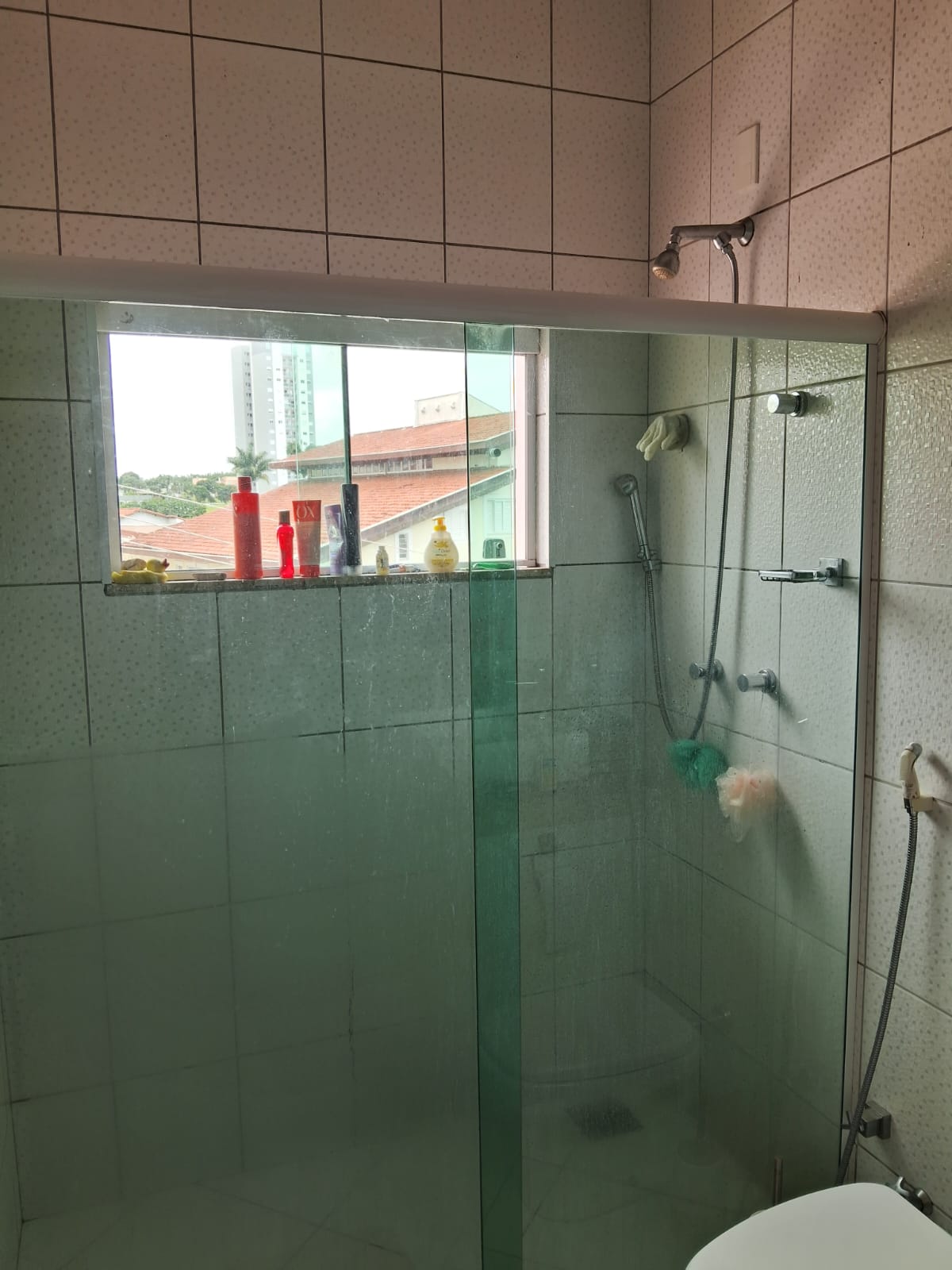 VENDE-SE CASA GUARATINGUETÁ