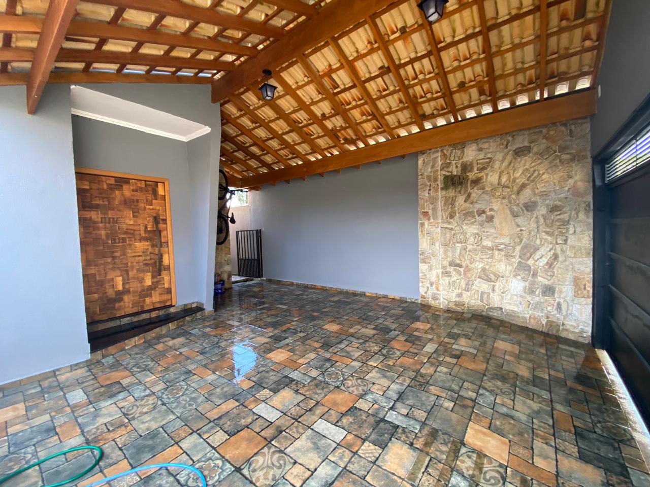 Vende-se Casa no Bairro da Cruz