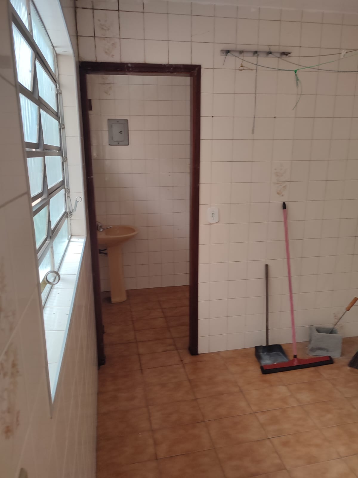 Sobrado Espaçoso em Pirituba: 3 Dorms, Edícula e o Quintal dos Seus Sonhos