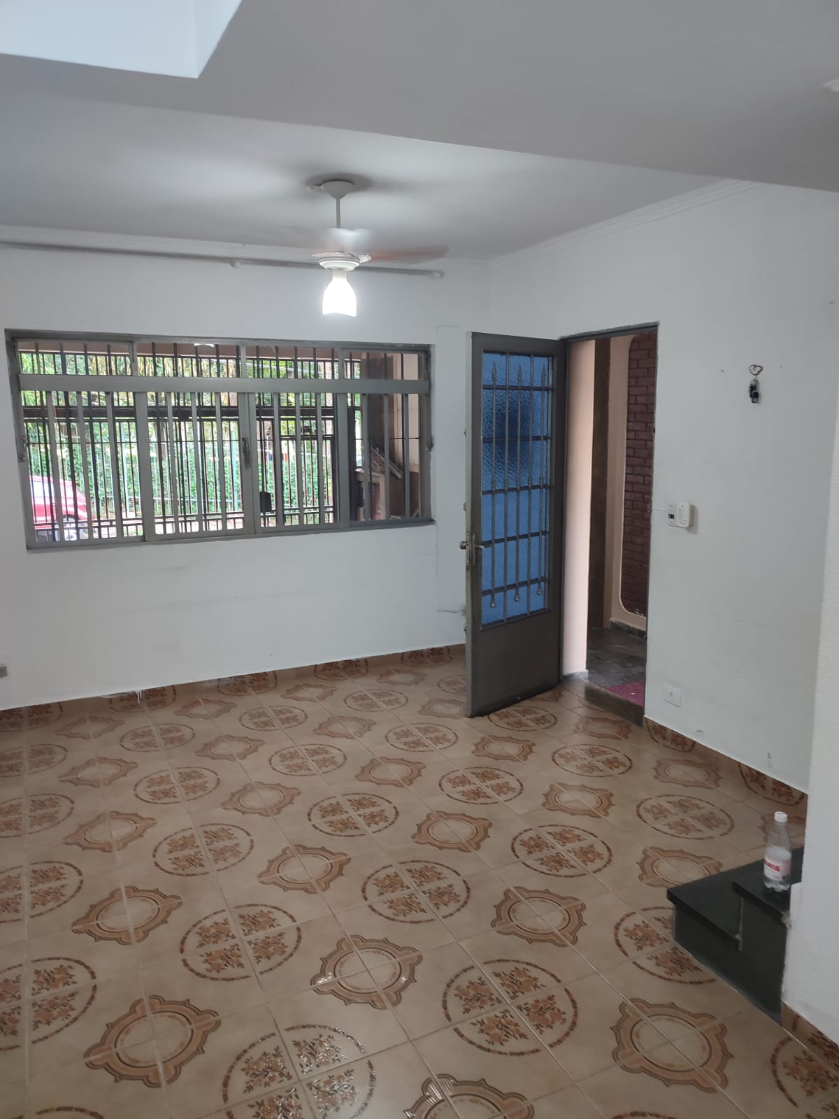 Sobrado Espaçoso em Pirituba: 3 Dorms, Edícula e o Quintal dos Seus Sonhos