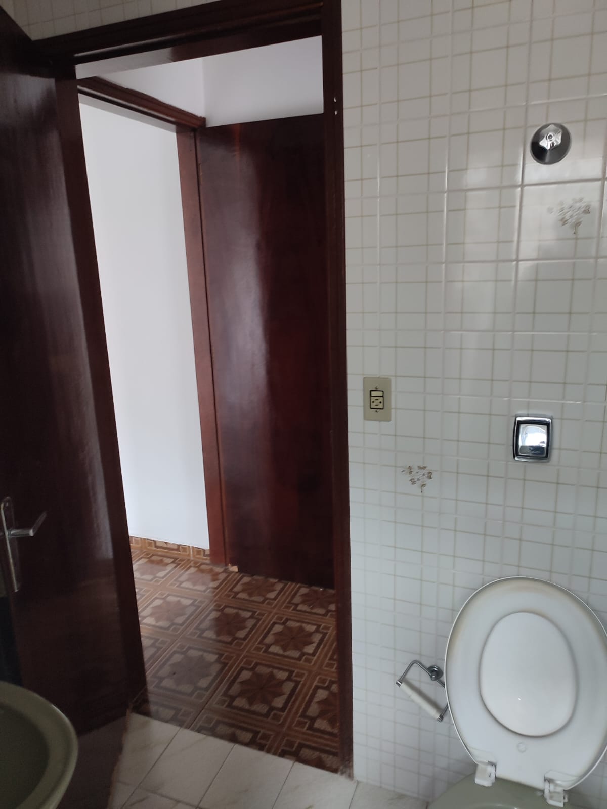 Sobrado Espaçoso em Pirituba: 3 Dorms, Edícula e o Quintal dos Seus Sonhos