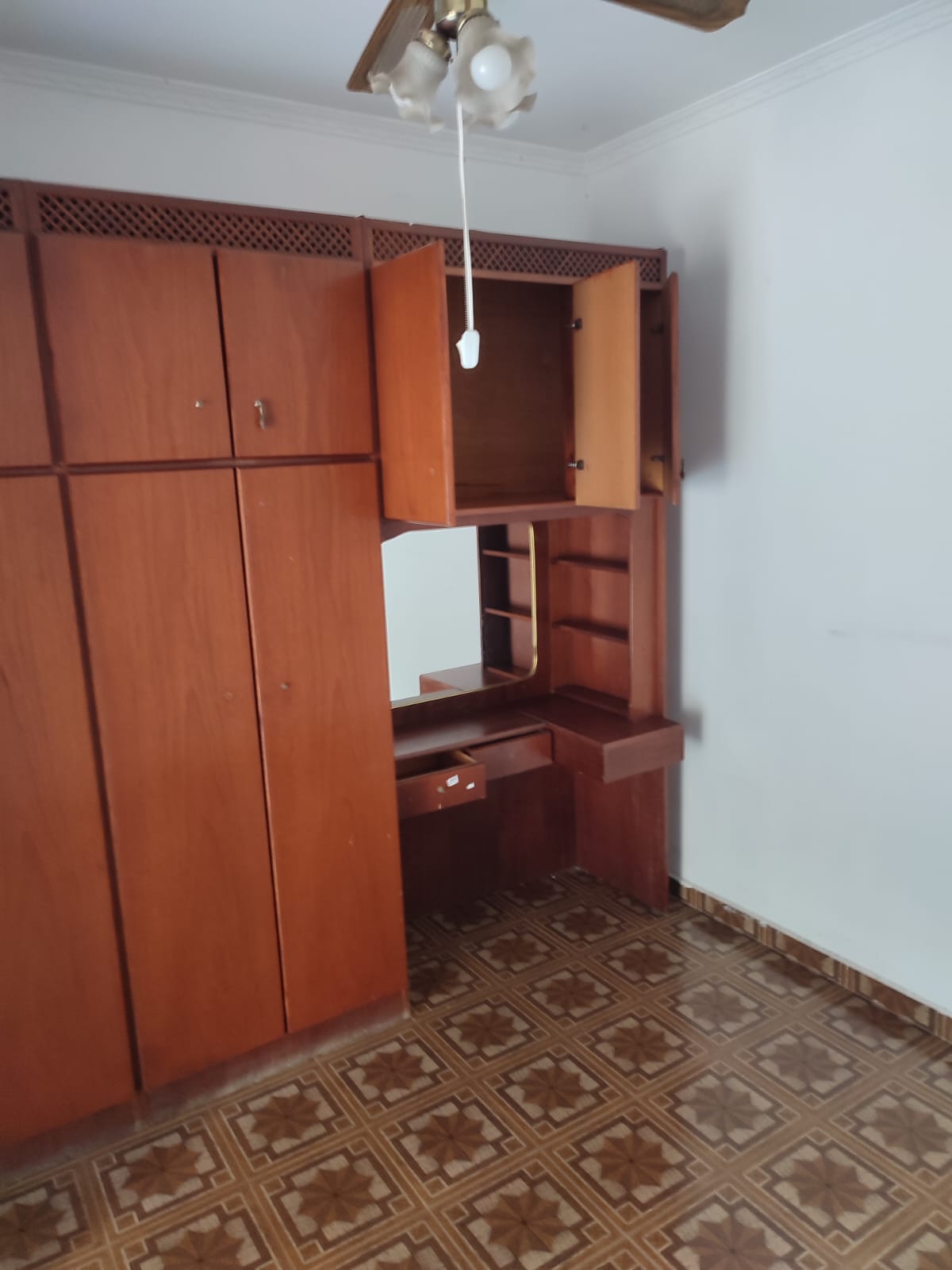 Sobrado Espaçoso em Pirituba: 3 Dorms, Edícula e o Quintal dos Seus Sonhos