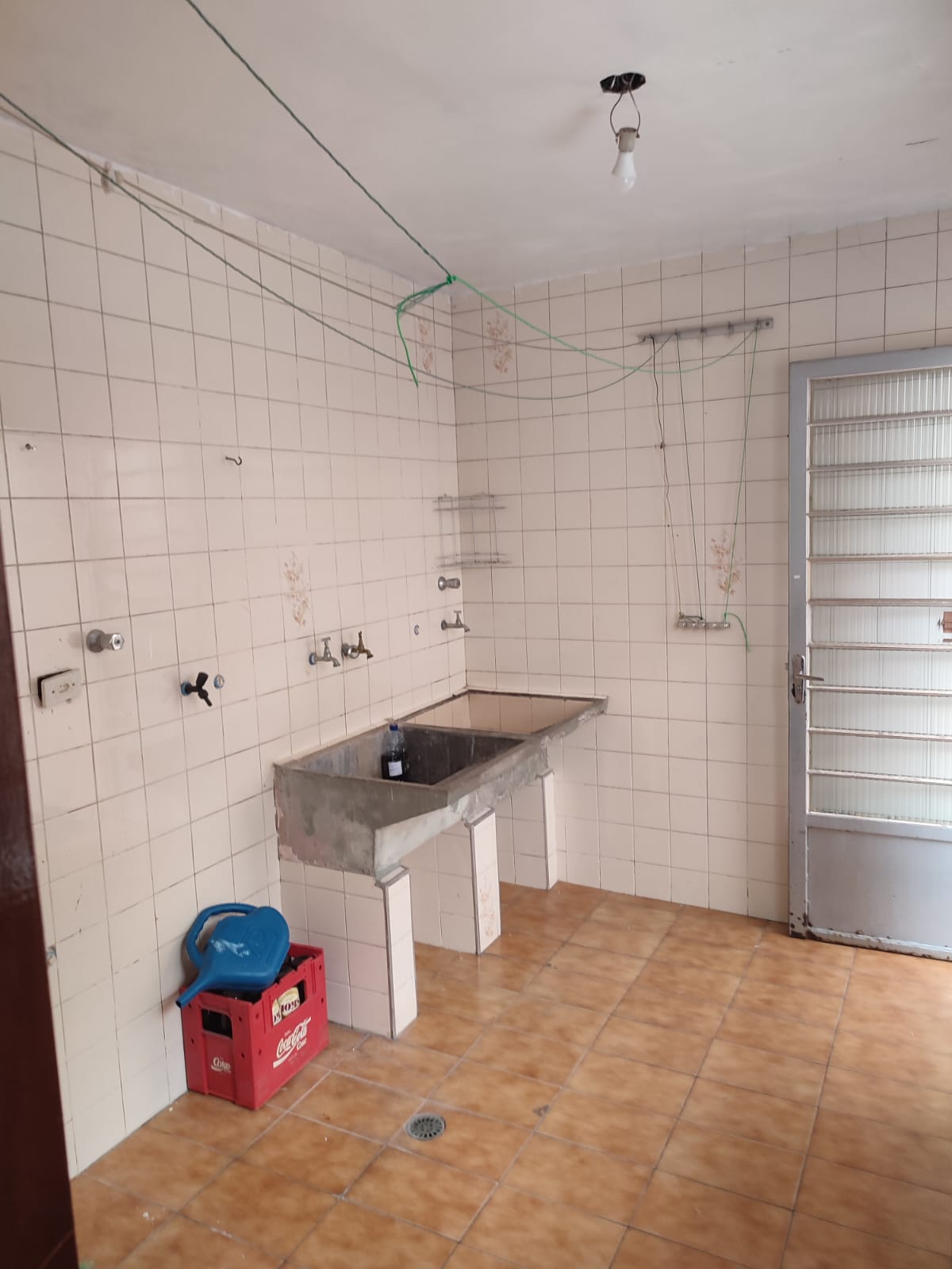 Sobrado Espaçoso em Pirituba: 3 Dorms, Edícula e o Quintal dos Seus Sonhos