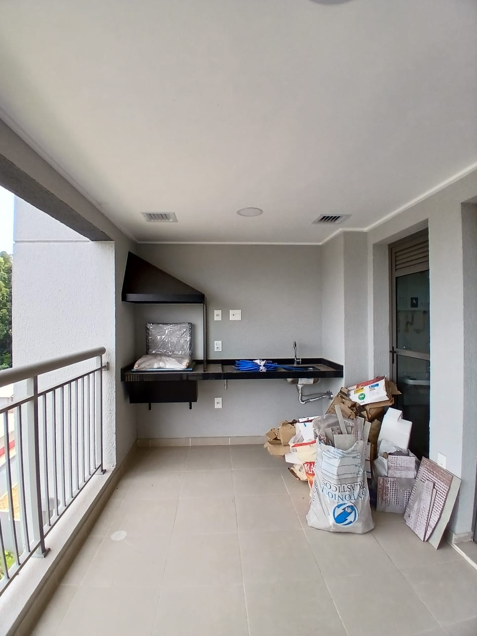 O Espaço de uma Casa com a Segurança de um Resort: 2 dormitórios com suíte no Unique Green!