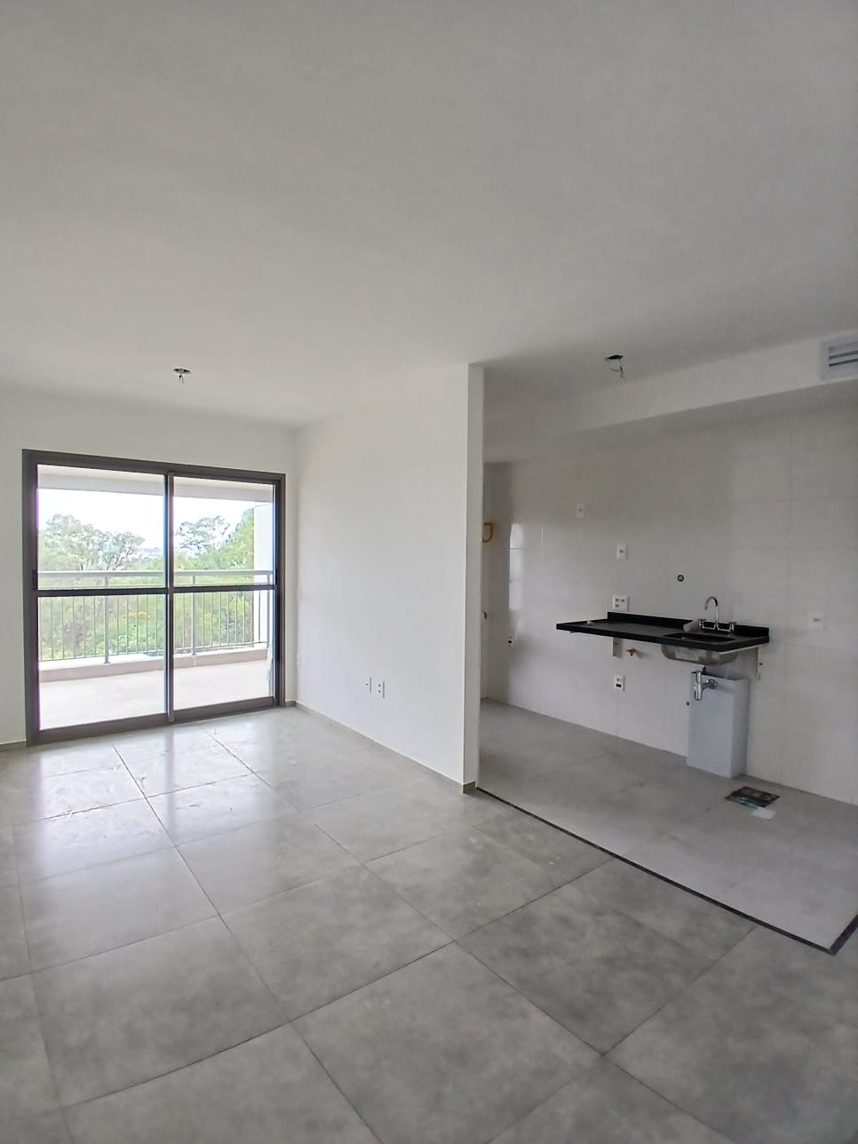 O Espaço de uma Casa com a Segurança de um Resort: 2 dormitórios com suíte no Unique Green!