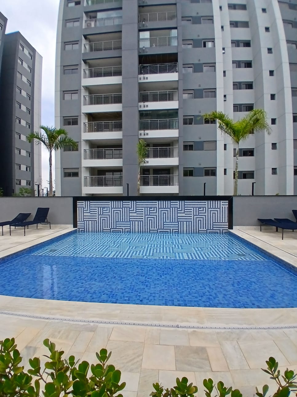 O Espaço de uma Casa com a Segurança de um Resort: 2 dormitórios com suíte no Unique Green!