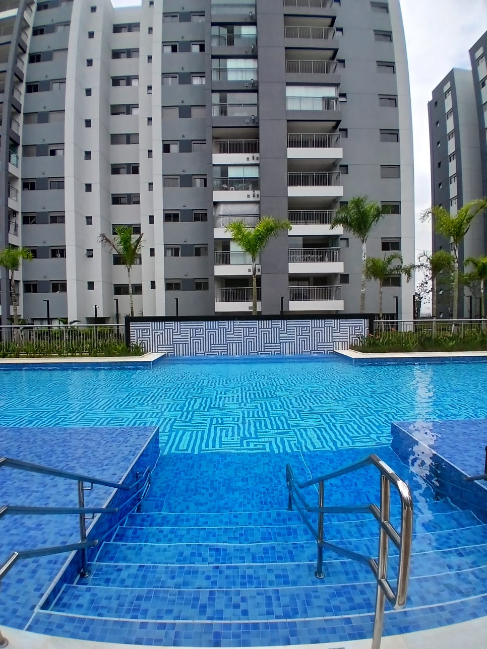 O Espaço de uma Casa com a Segurança de um Resort: 2 dormitórios com suíte no Unique Green!