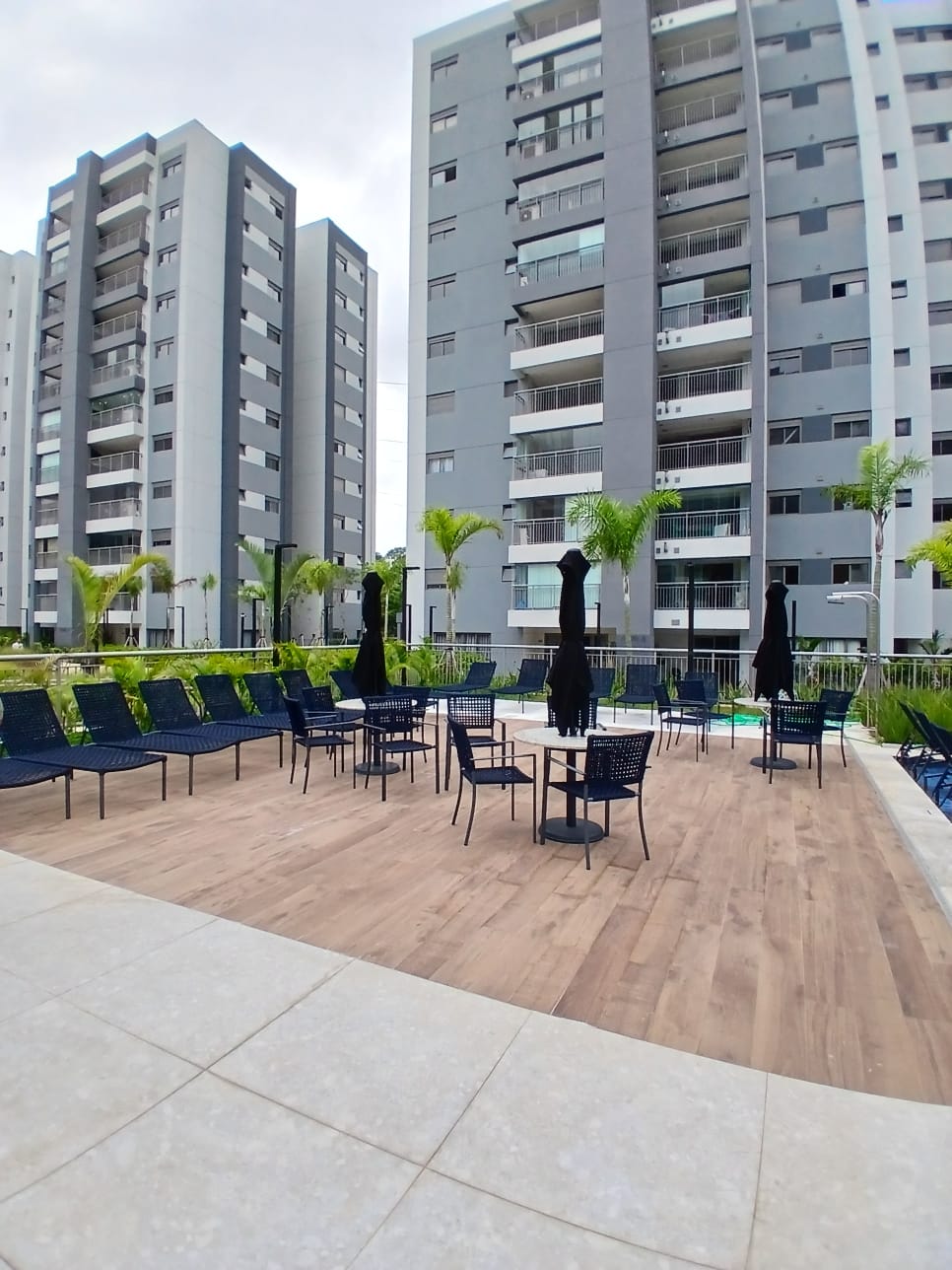 O Espaço de uma Casa com a Segurança de um Resort: 2 dormitórios com suíte no Unique Green!