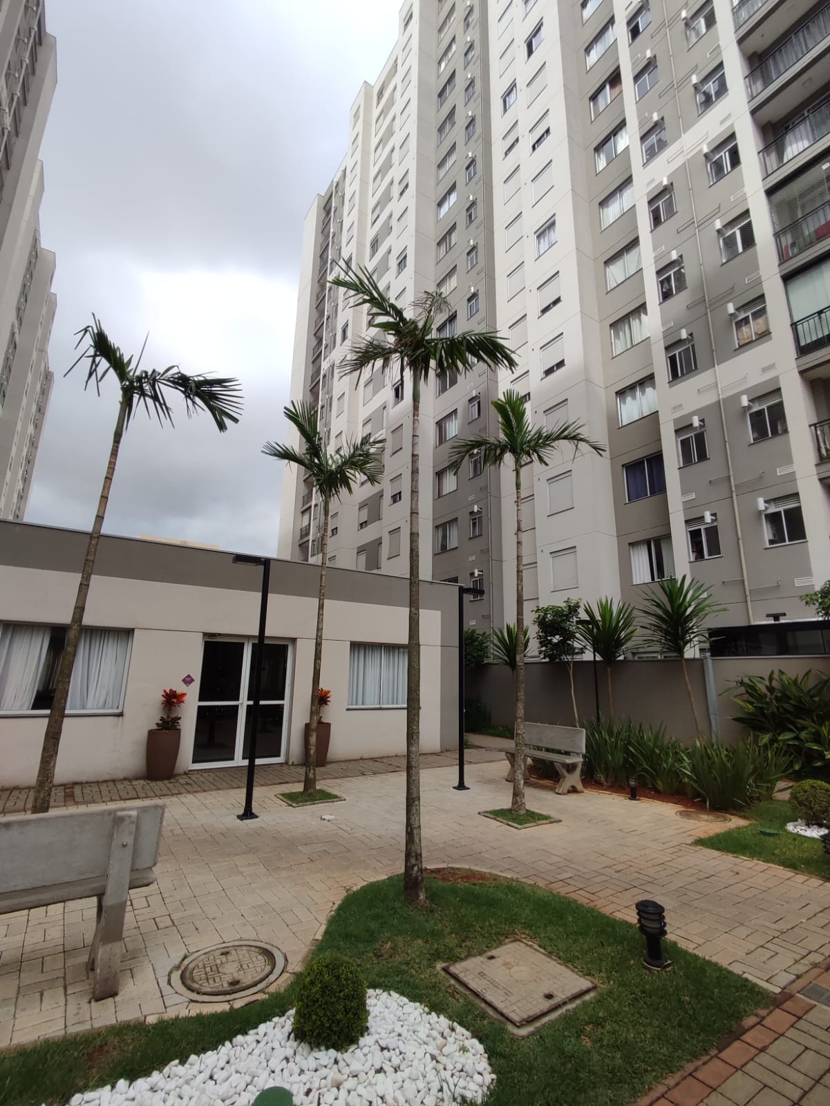 O SEU NOVO CAPÍTULO COMEÇA NO VIVAZ JARDIM PIRITUBA: CONFORTO, SEGURANÇA E LAZER DE CLUBE!