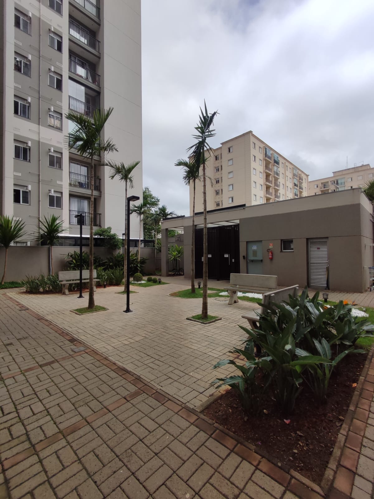 O SEU NOVO CAPÍTULO COMEÇA NO VIVAZ JARDIM PIRITUBA: CONFORTO, SEGURANÇA E LAZER DE CLUBE!