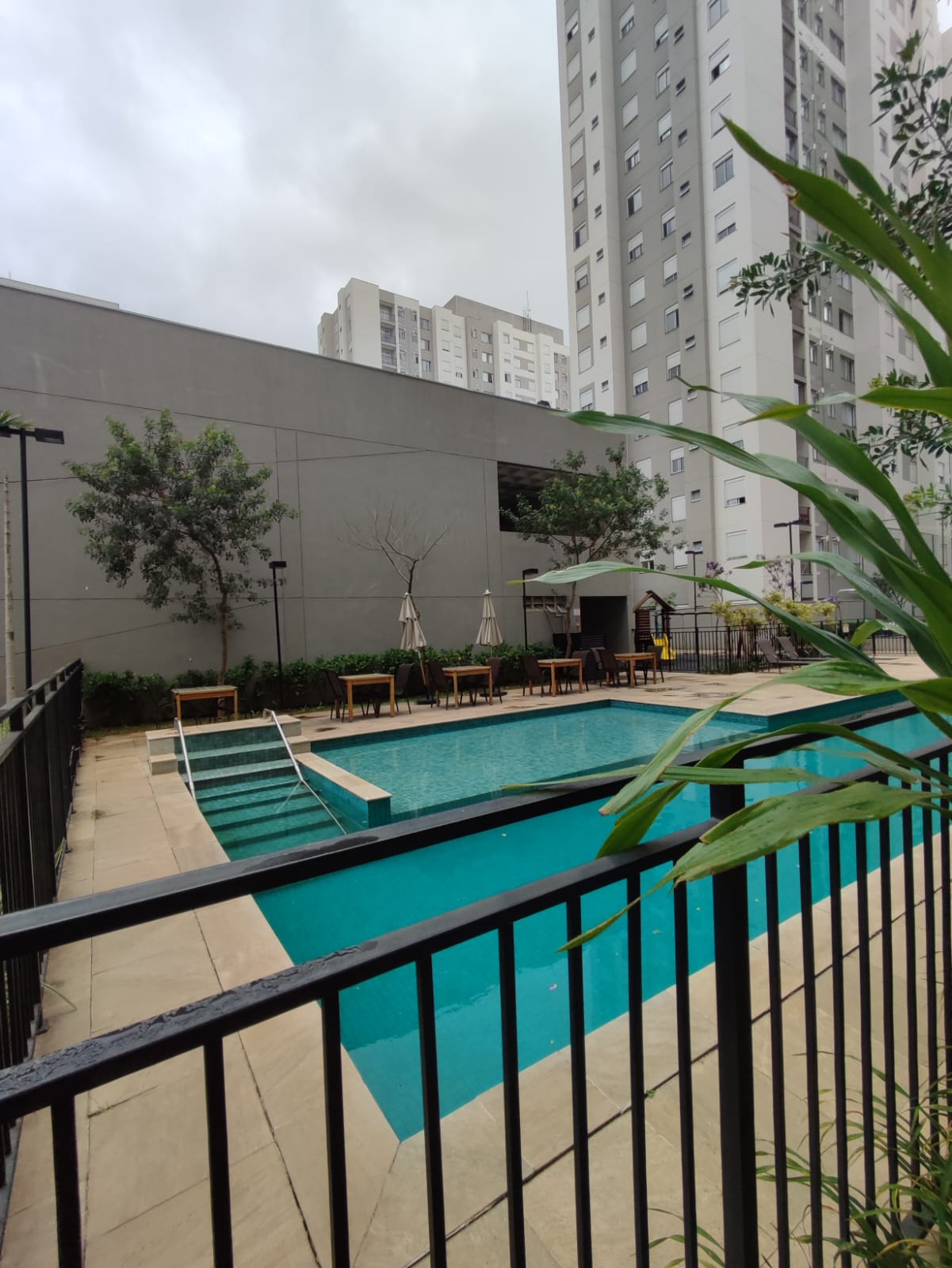 O SEU NOVO CAPÍTULO COMEÇA NO VIVAZ JARDIM PIRITUBA: CONFORTO, SEGURANÇA E LAZER DE CLUBE!