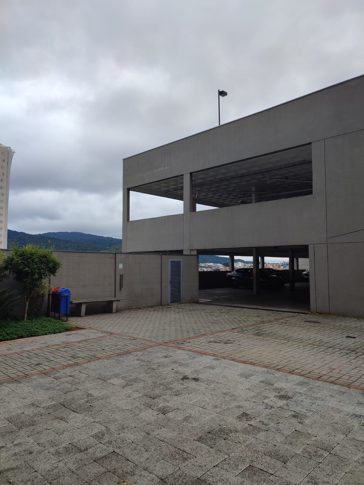 O SEU NOVO CAPÍTULO COMEÇA NO VIVAZ JARDIM PIRITUBA: CONFORTO, SEGURANÇA E LAZER DE CLUBE!