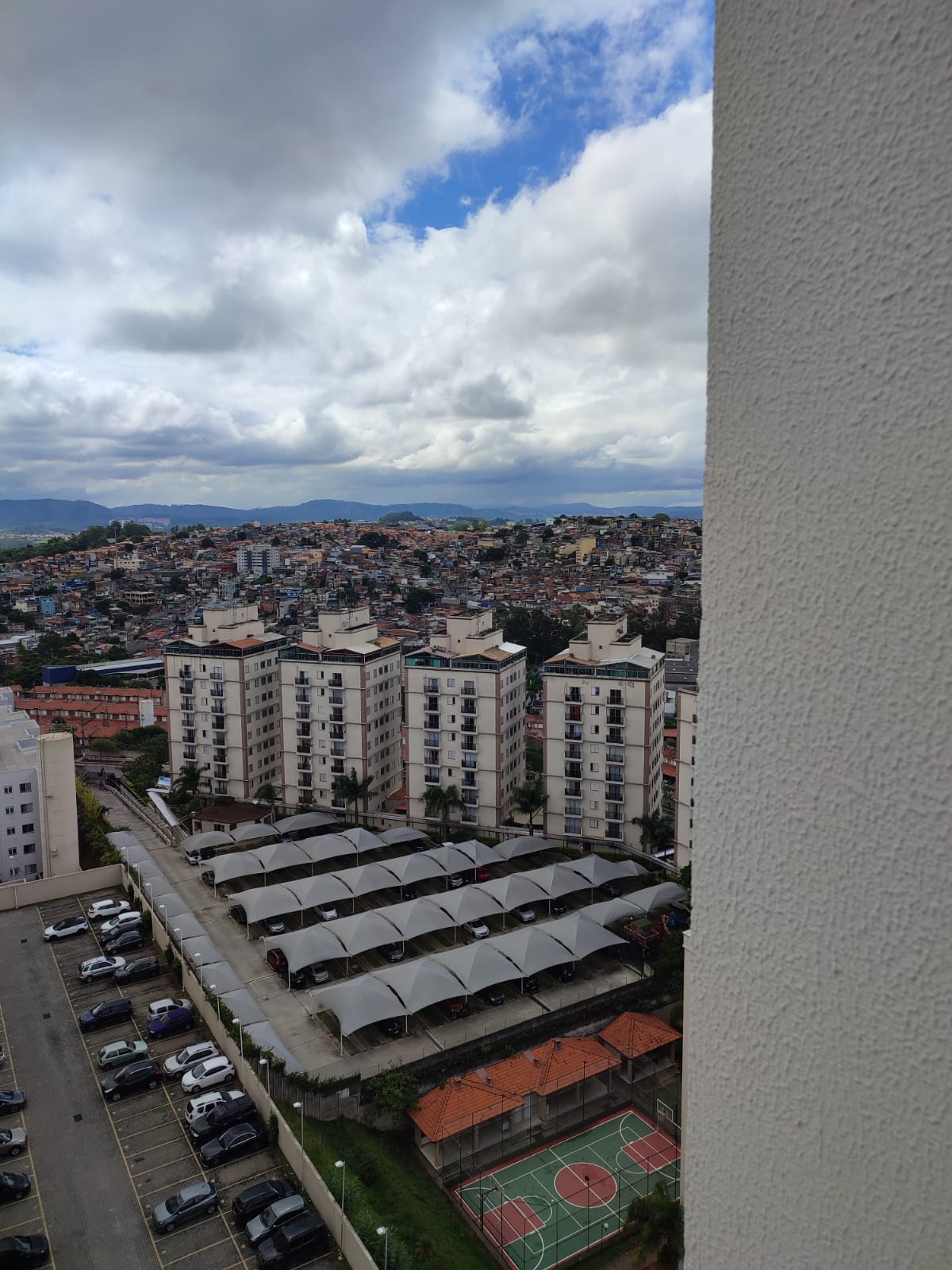 O SEU NOVO CAPÍTULO COMEÇA NO VIVAZ JARDIM PIRITUBA: CONFORTO, SEGURANÇA E LAZER DE CLUBE!