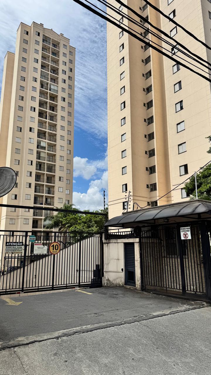 Viva no Topo: Vista Livre, Sol o Dia Todo e Lazer de Clube no Villagio Esplendore!
