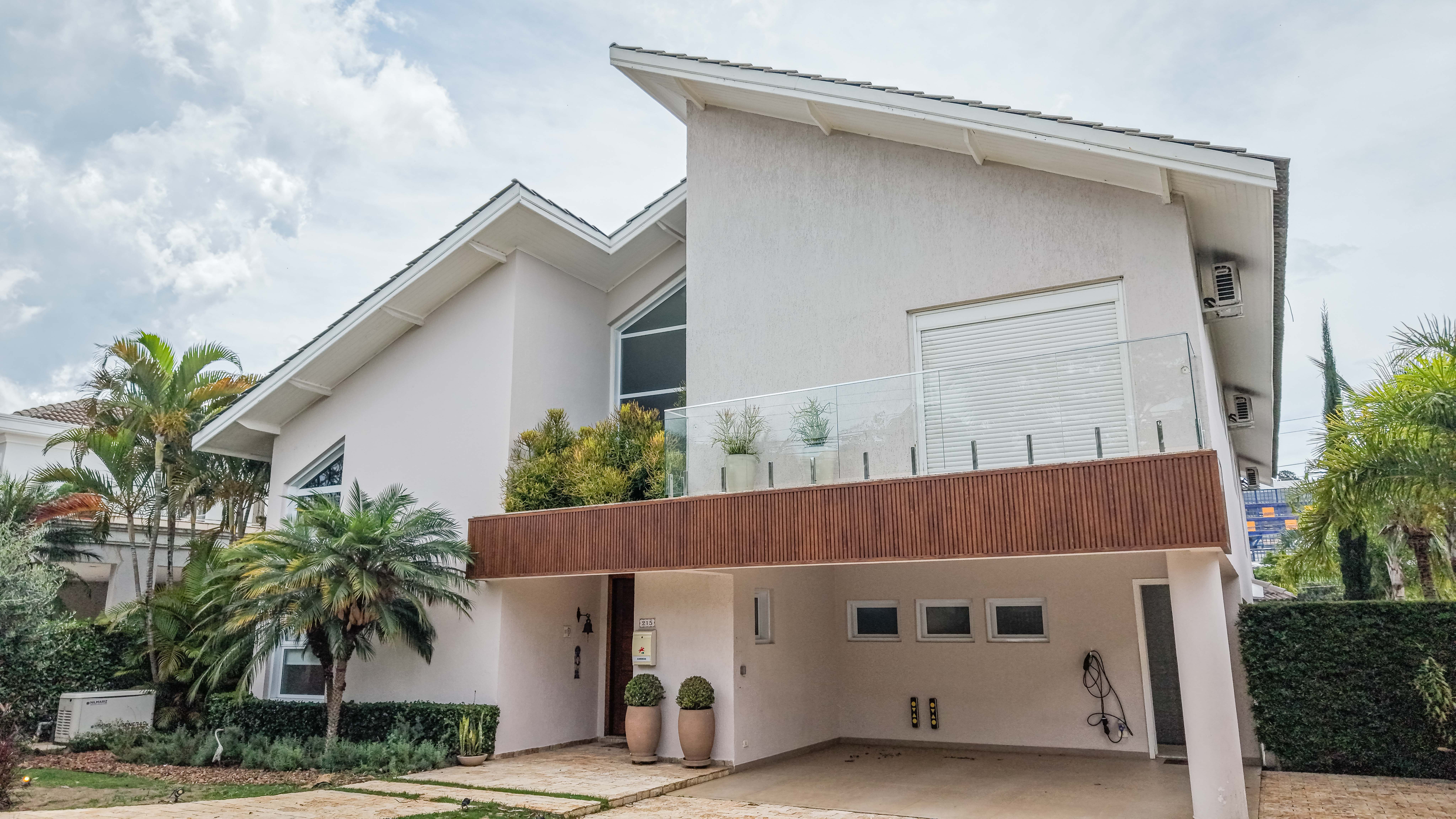 Luxo e Tecnologia no Tamboré 3: Mansão Mobiliada, 4 Suítes, Automação e Gerador 100%