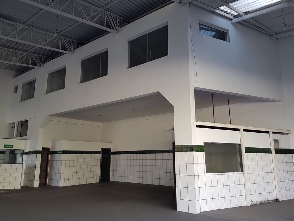 ? ESTRATÉGIA E LOGÍSTICA: GALPÃO COM ACESSO DUPLO NA VILA LEOPOLDINA