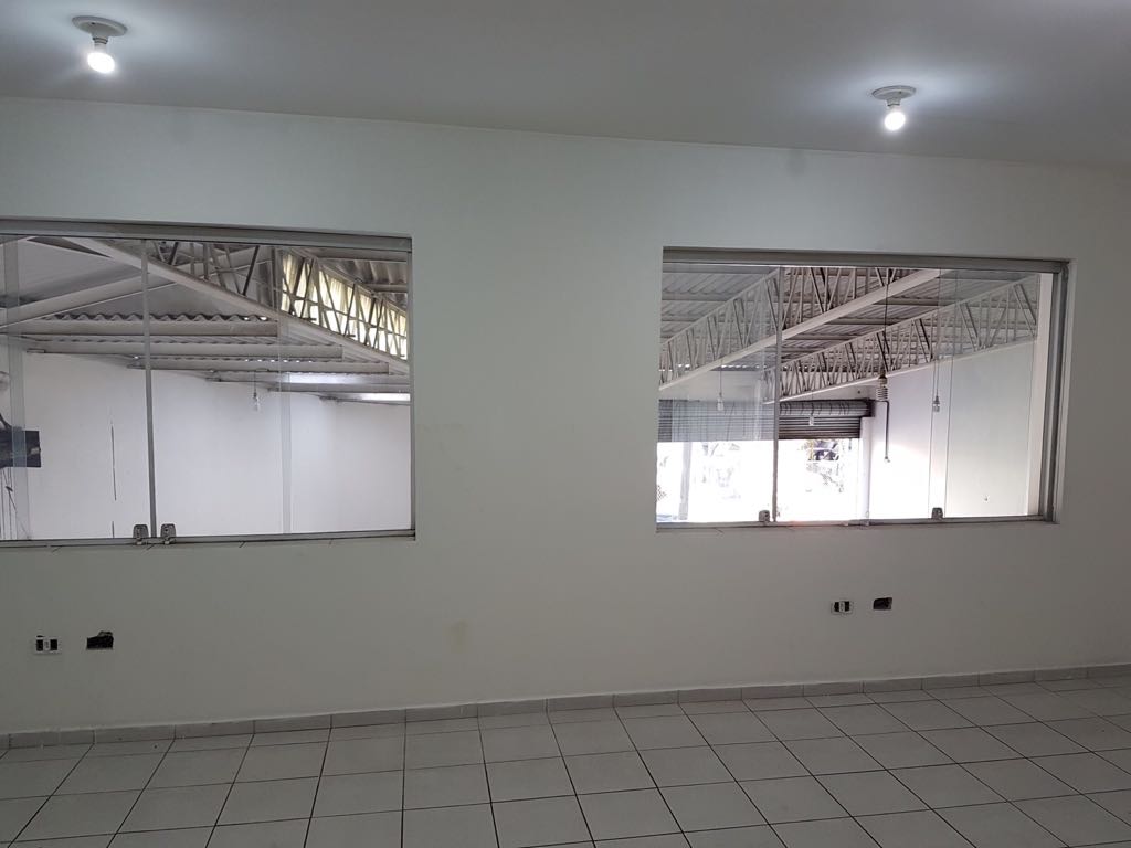 ? ESTRATÉGIA E LOGÍSTICA: GALPÃO COM ACESSO DUPLO NA VILA LEOPOLDINA