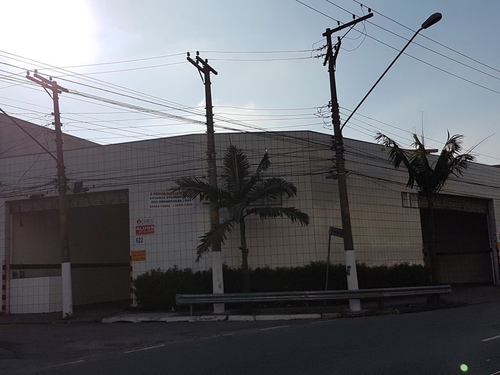 ? ESTRATÉGIA E LOGÍSTICA: GALPÃO COM ACESSO DUPLO NA VILA LEOPOLDINA