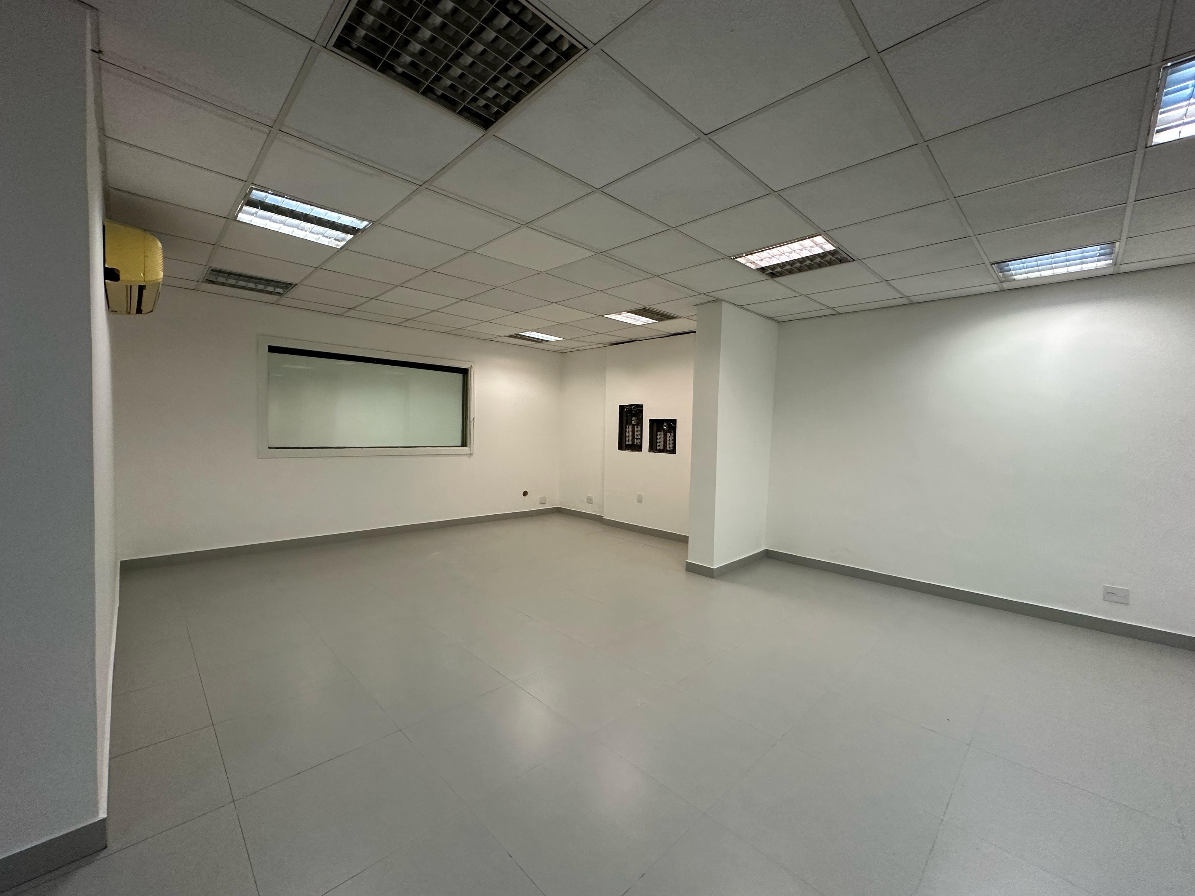 Prédio comercial Vila Vermelha