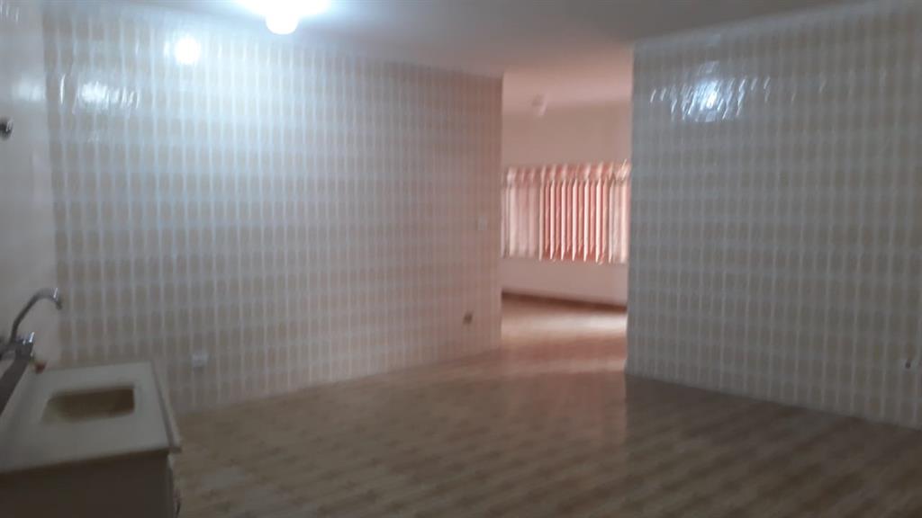 CASA 2 DORMITÓRIOS COM VAGA DE GARAGEM