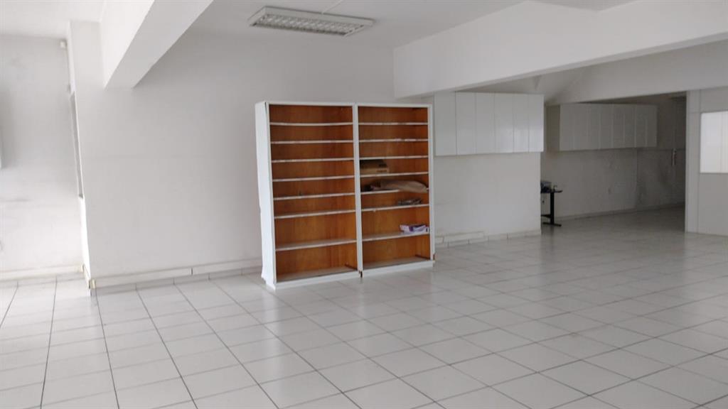 Salão Sobreloja Para Alugar, 180 m²