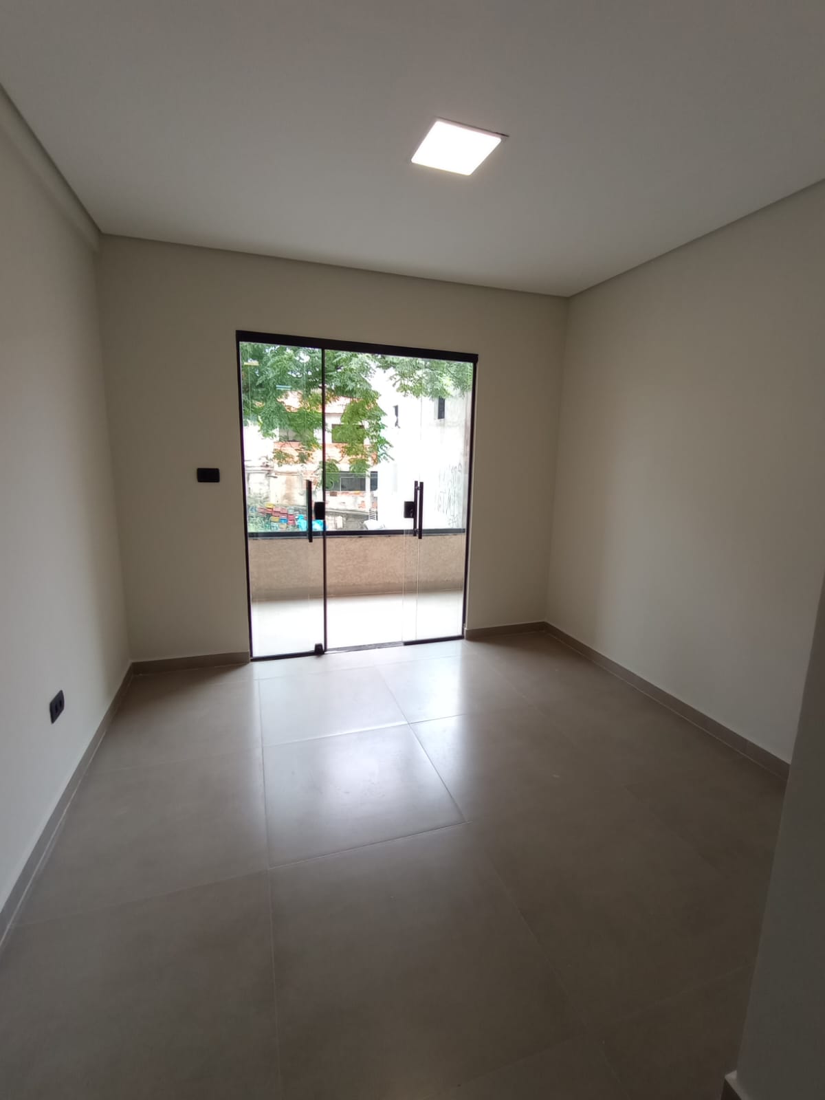 APARTAMENTO NOVO com varanda para locação - Monotrilho São Mateus - ABC