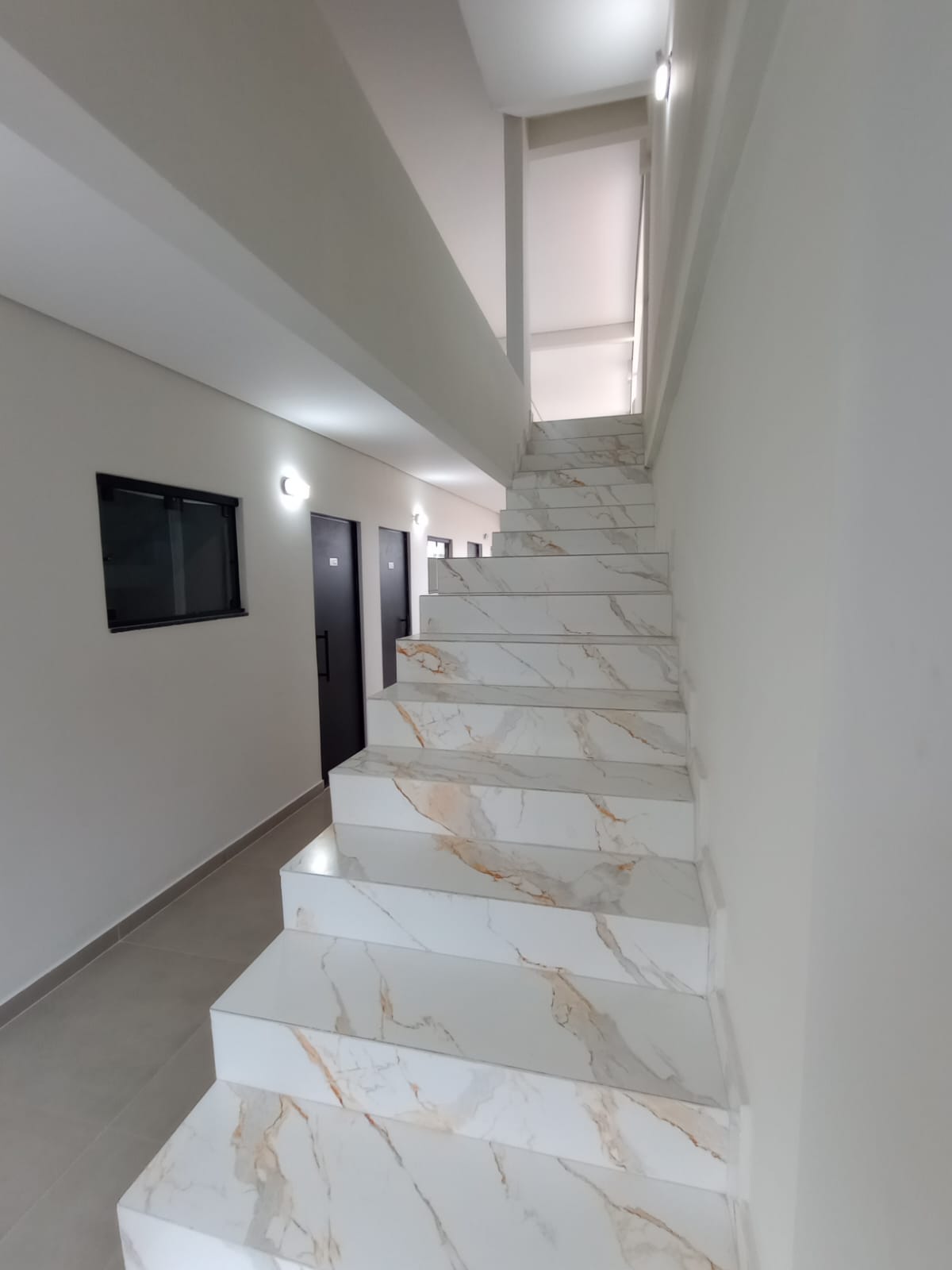 APARTAMENTO NOVO com varanda para locação - Monotrilho São Mateus - ABC
