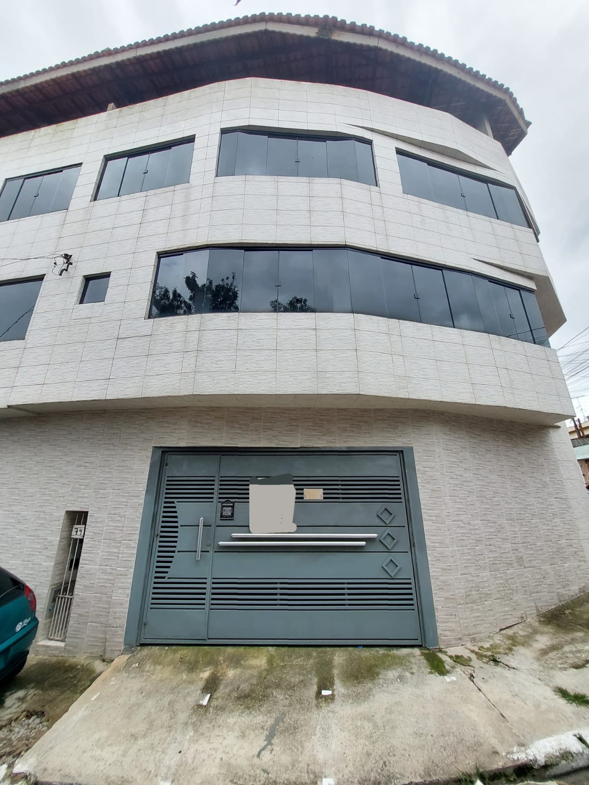 Sobrado de esquina Residencial / Comercial c/ Terraço - Próximo ao Monotrilho São Mateus e Jardim Colonial