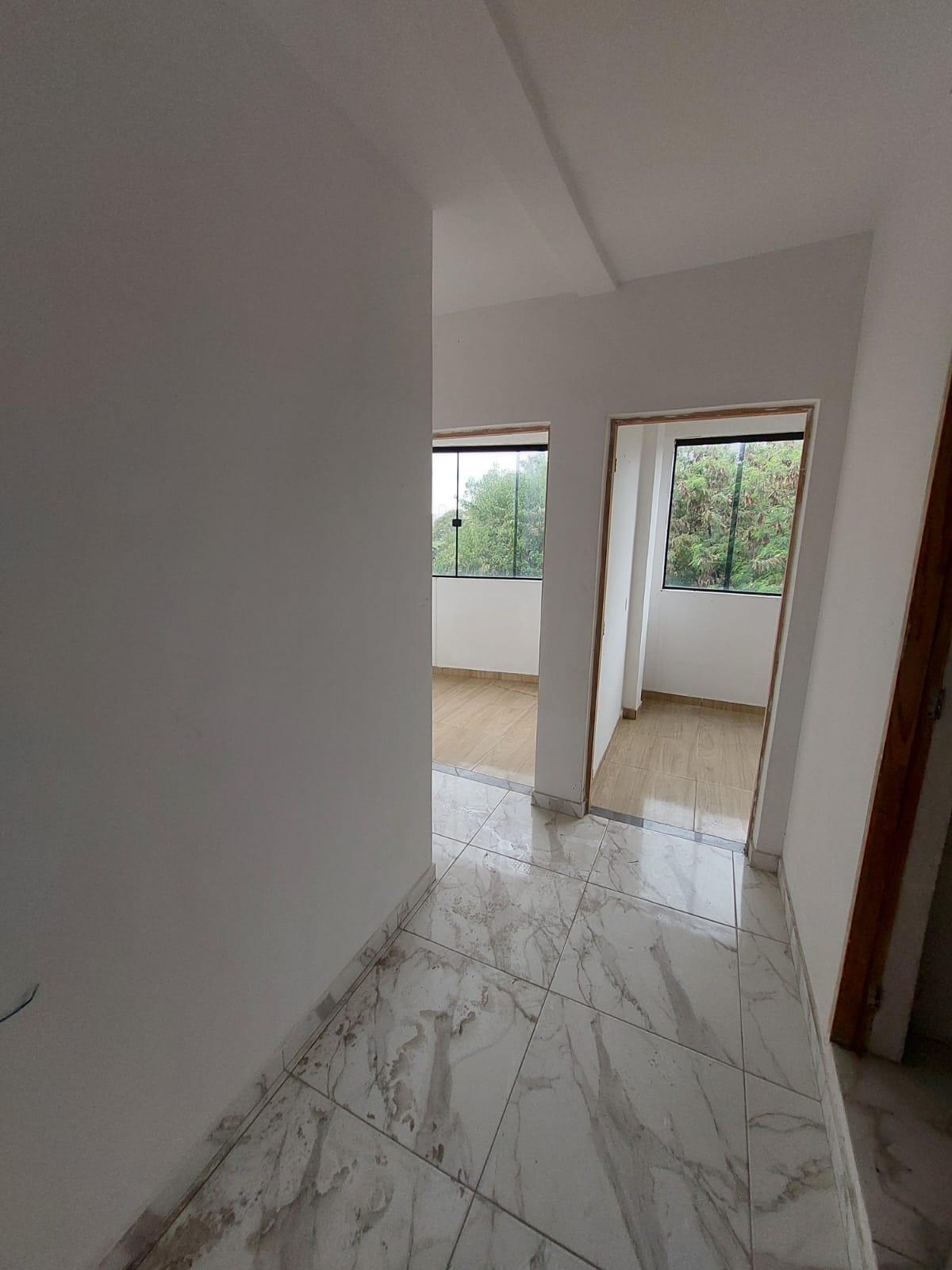 Sobrado de esquina Residencial / Comercial c/ Terraço - Próximo ao Monotrilho São Mateus e Jardim Colonial
