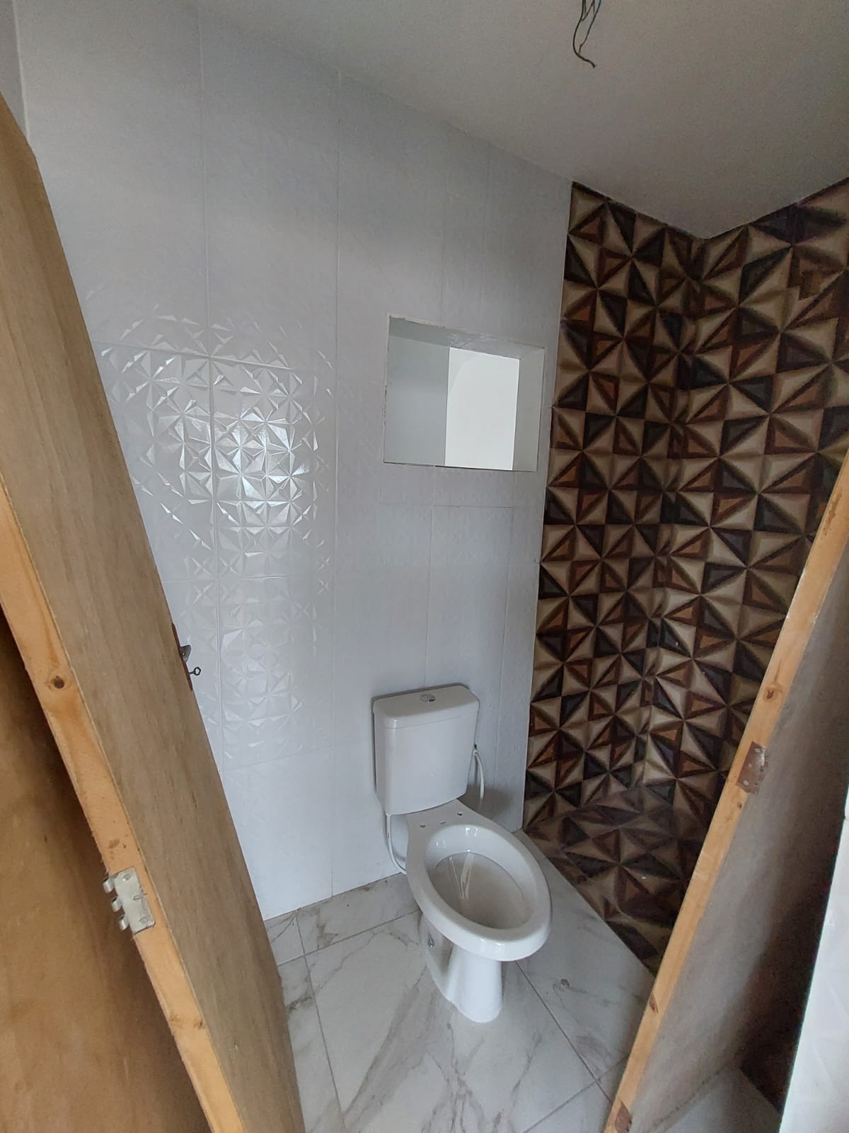 Sobrado de esquina Residencial / Comercial c/ Terraço - Próximo ao Monotrilho São Mateus e Jardim Colonial
