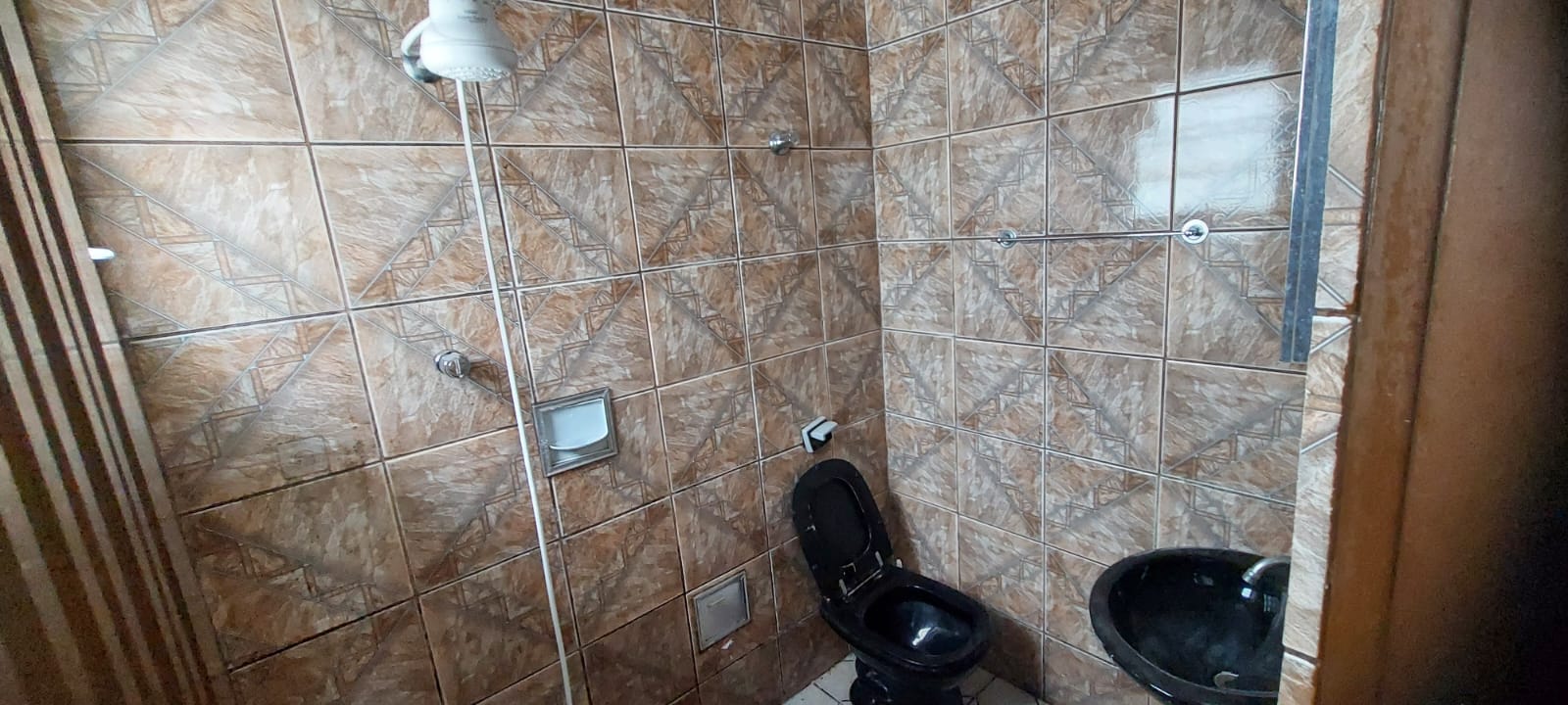 Imóvel com duas residências - Monotrilho São Mateus / Fazenda da Juta