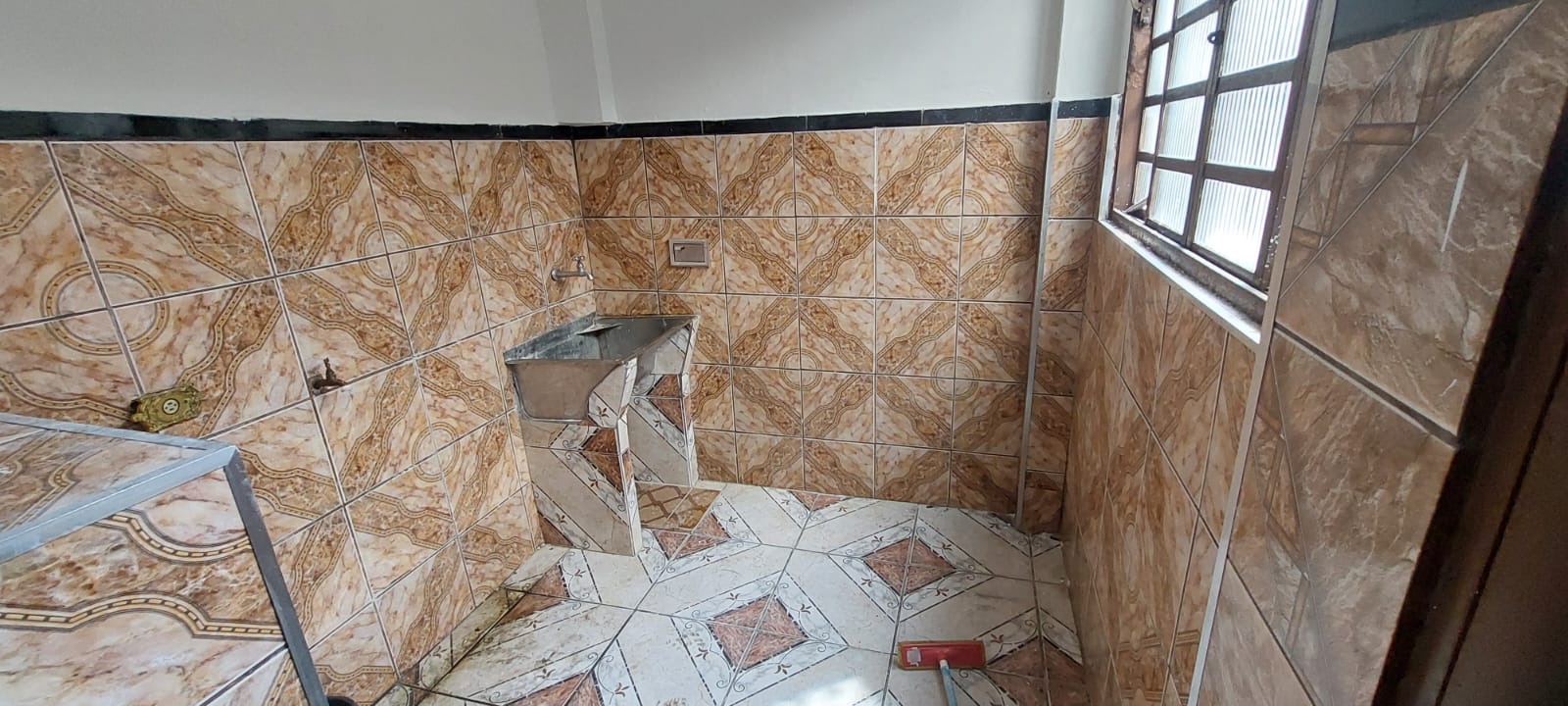 Imóvel com duas residências - Monotrilho São Mateus / Fazenda da Juta
