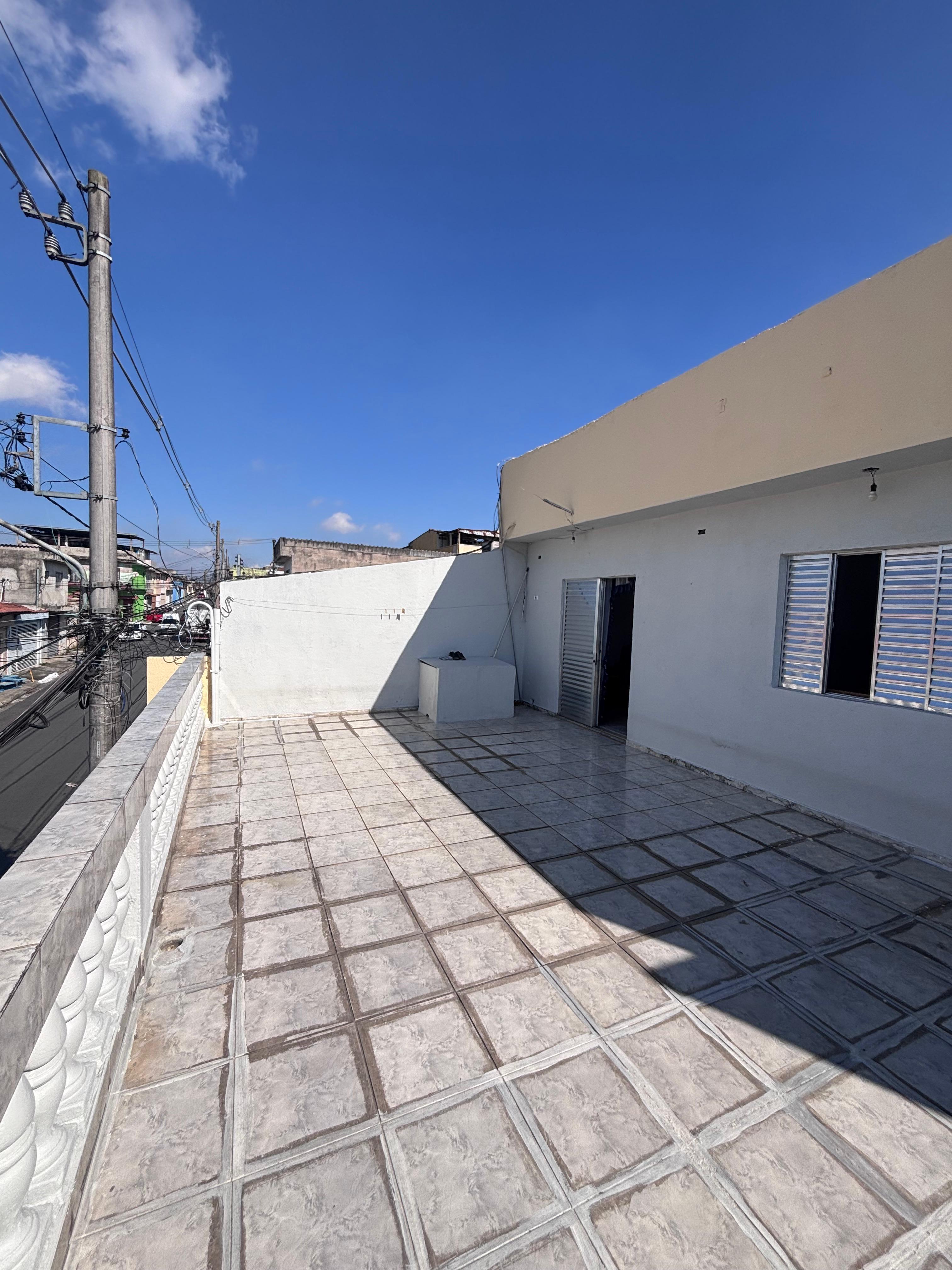 Ótima Casa com Varanda em São Mateus