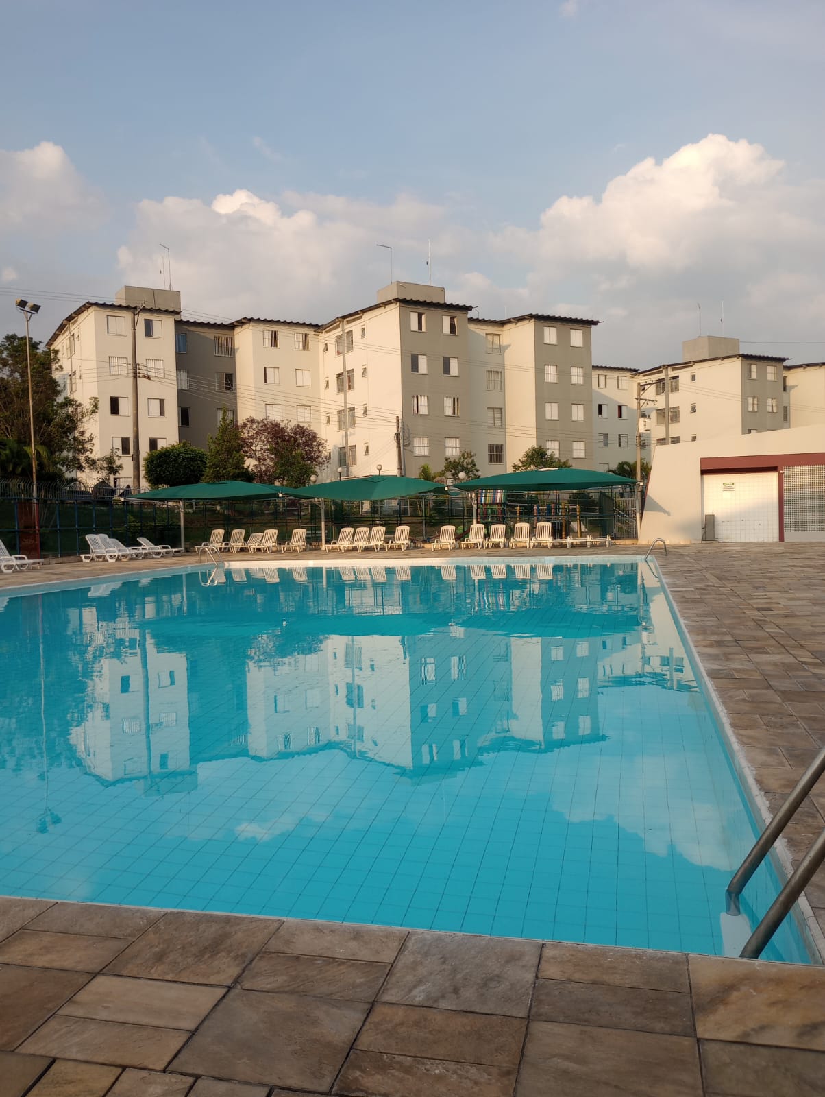Apartamento em São Paulo com Piscina - Jardim Santa Bárbara