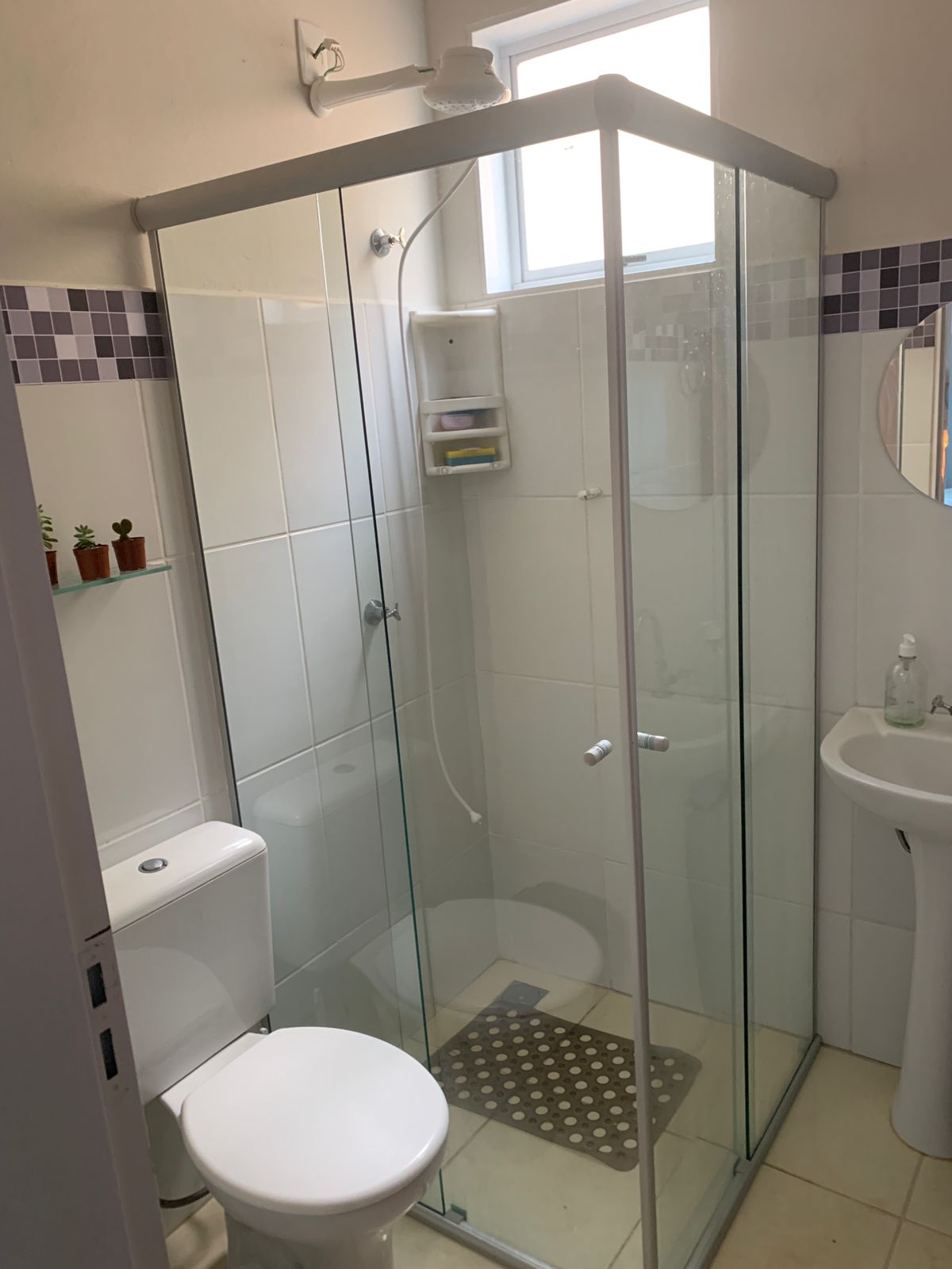 VENDE: CASA 02 DORMITÓRIOS - CONDOMÍNIO TOPÁZIO - BRODOWSKI (Brodosqui)-SP.