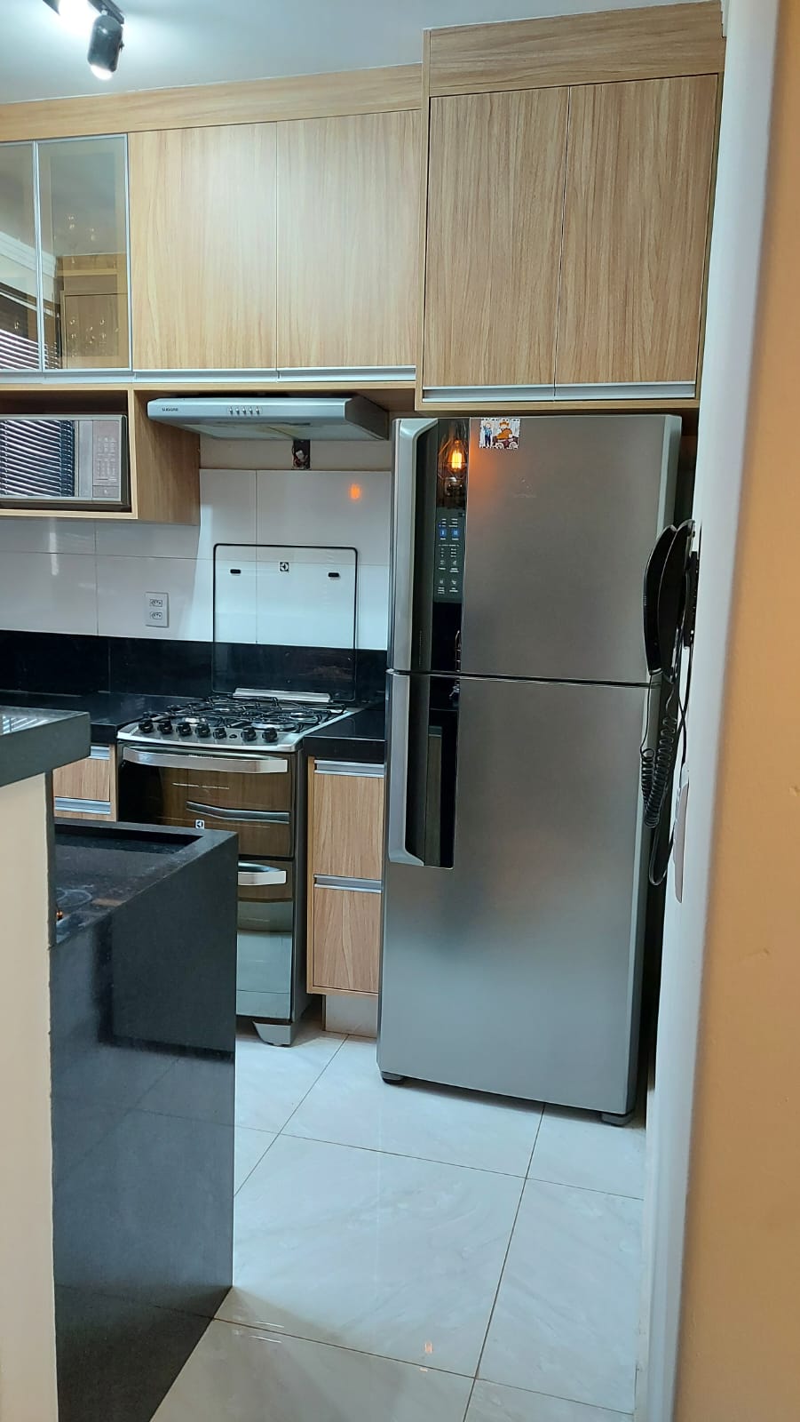 VENDE: APARTAMENTO - CONDOMÍNIO REINO DA INGLATERA - RIBEIRÃO PRETO-SP