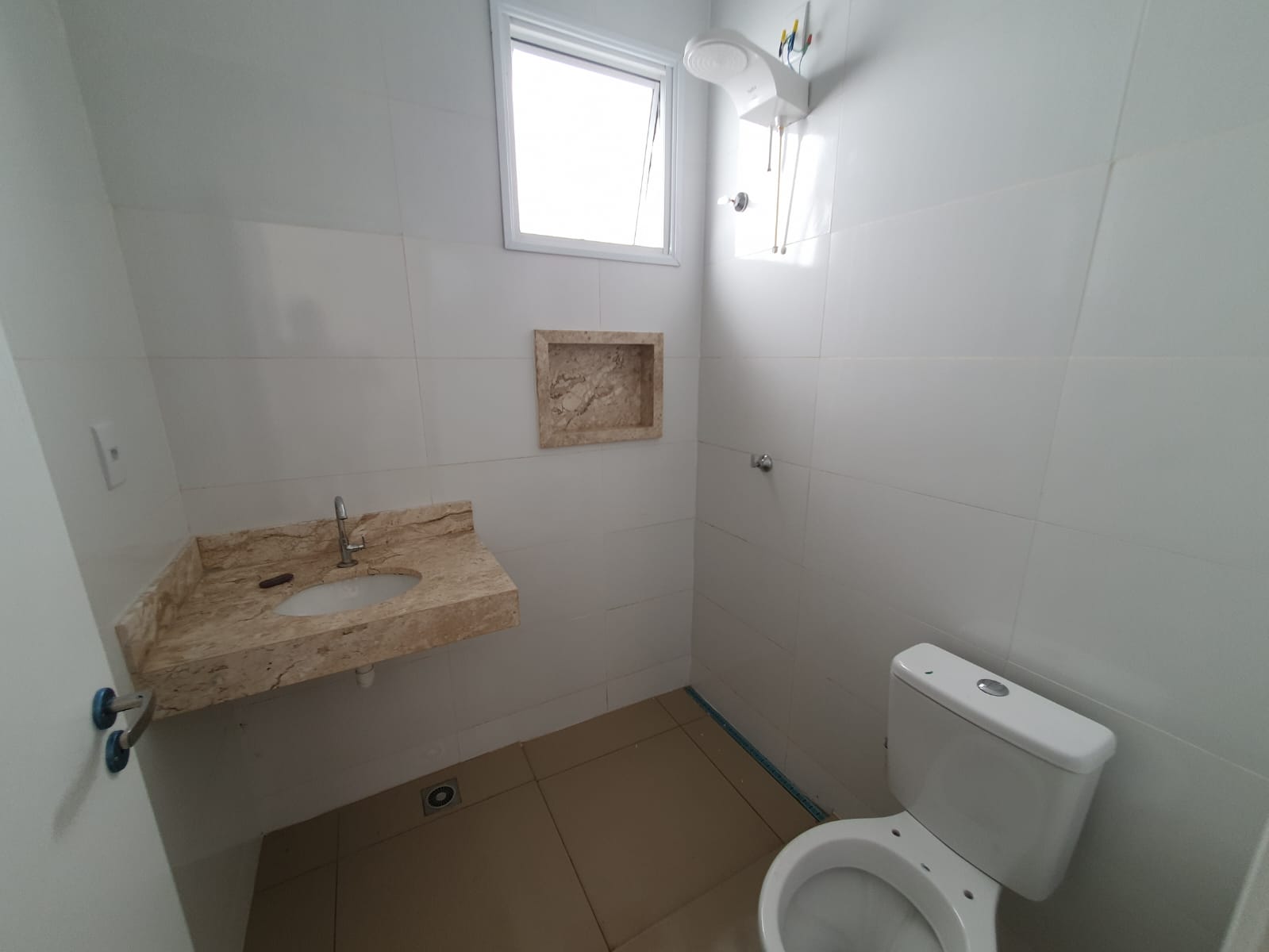 VENDIDO PELA SUELI HAUS IMÓVEIS - CASA 02 DORMITÓRIOS 01 SUÍTE - CONDOMÍNIO JADE - BRODOWSKI-SP