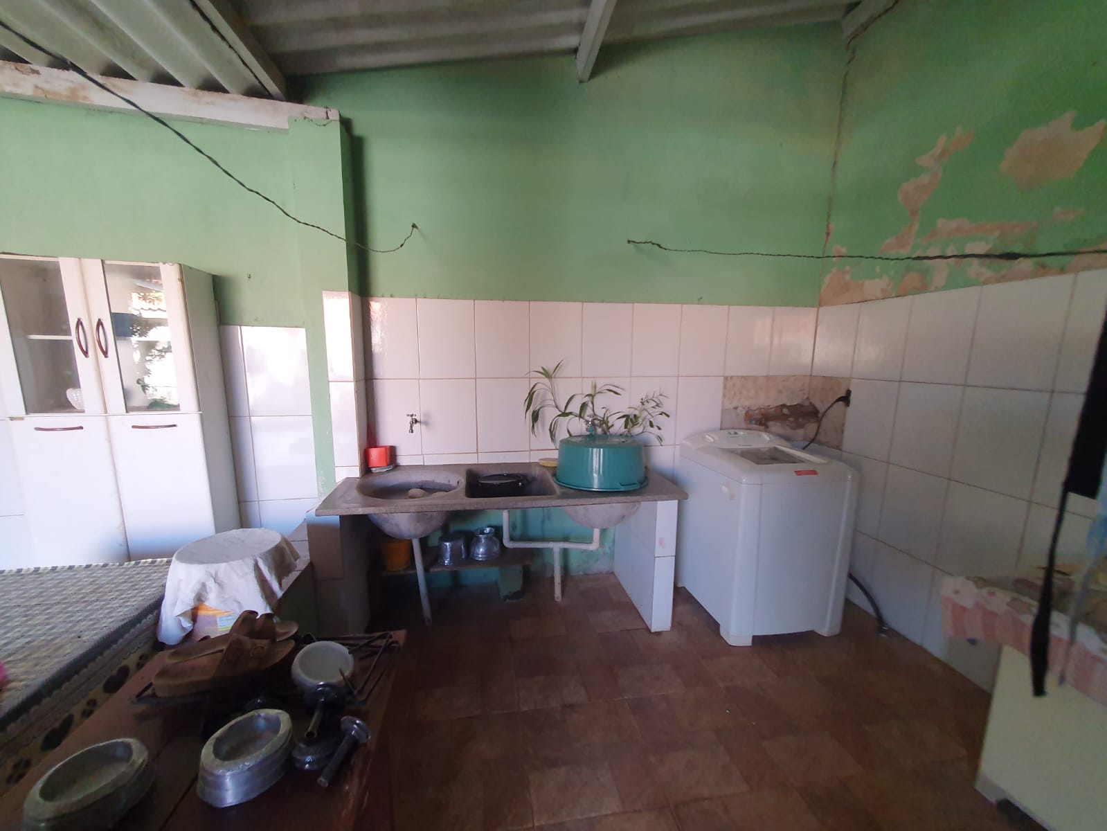 VENDE: CASA 03 DORMITÓRIOS - MOZART - BRODOWSKI-SP.