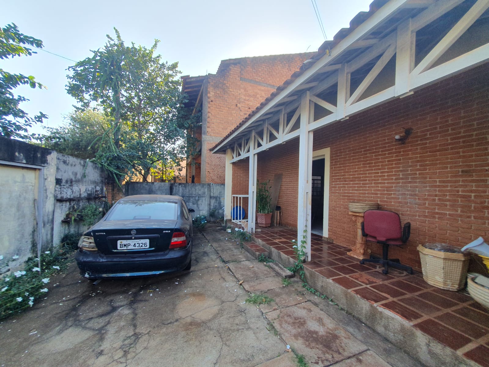 VENDE: CASA 03 DORMITÓRIOS - MOZART - BRODOWSKI-SP.