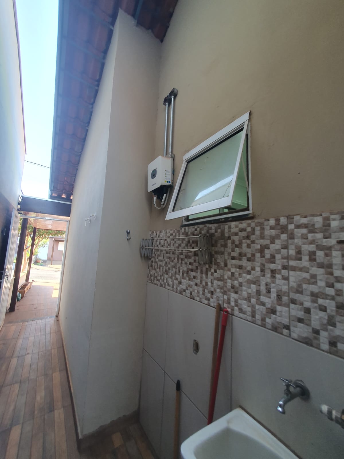 VENDE: CASA 02 DORMITÓRIOS - CONDOMINIO MARIA DO CARMO MACIEL - BRODOWSKI-SP
