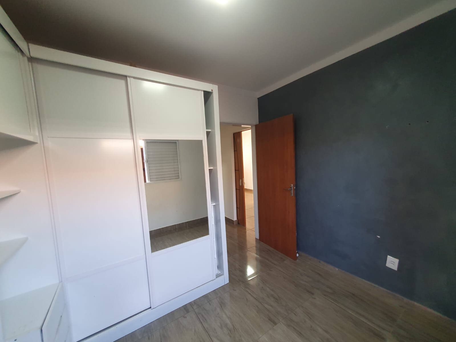 VENDE: CASA 02 DORMITÓRIOS - CONDOMINIO MARIA DO CARMO MACIEL - BRODOWSKI-SP
