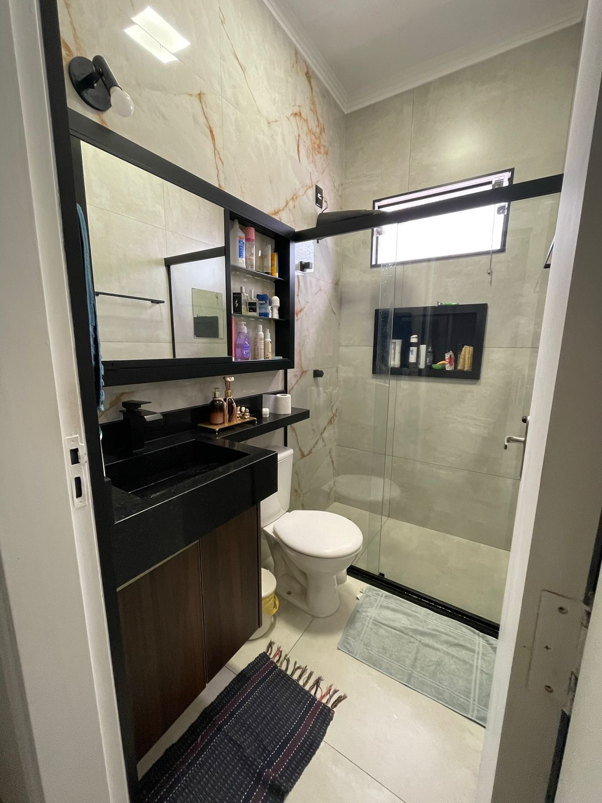 VENDE: CASA 02 DORMITÓRIOS  - RESIDENCIAL BOM JARDIM - BRODOWSKI-SP.
