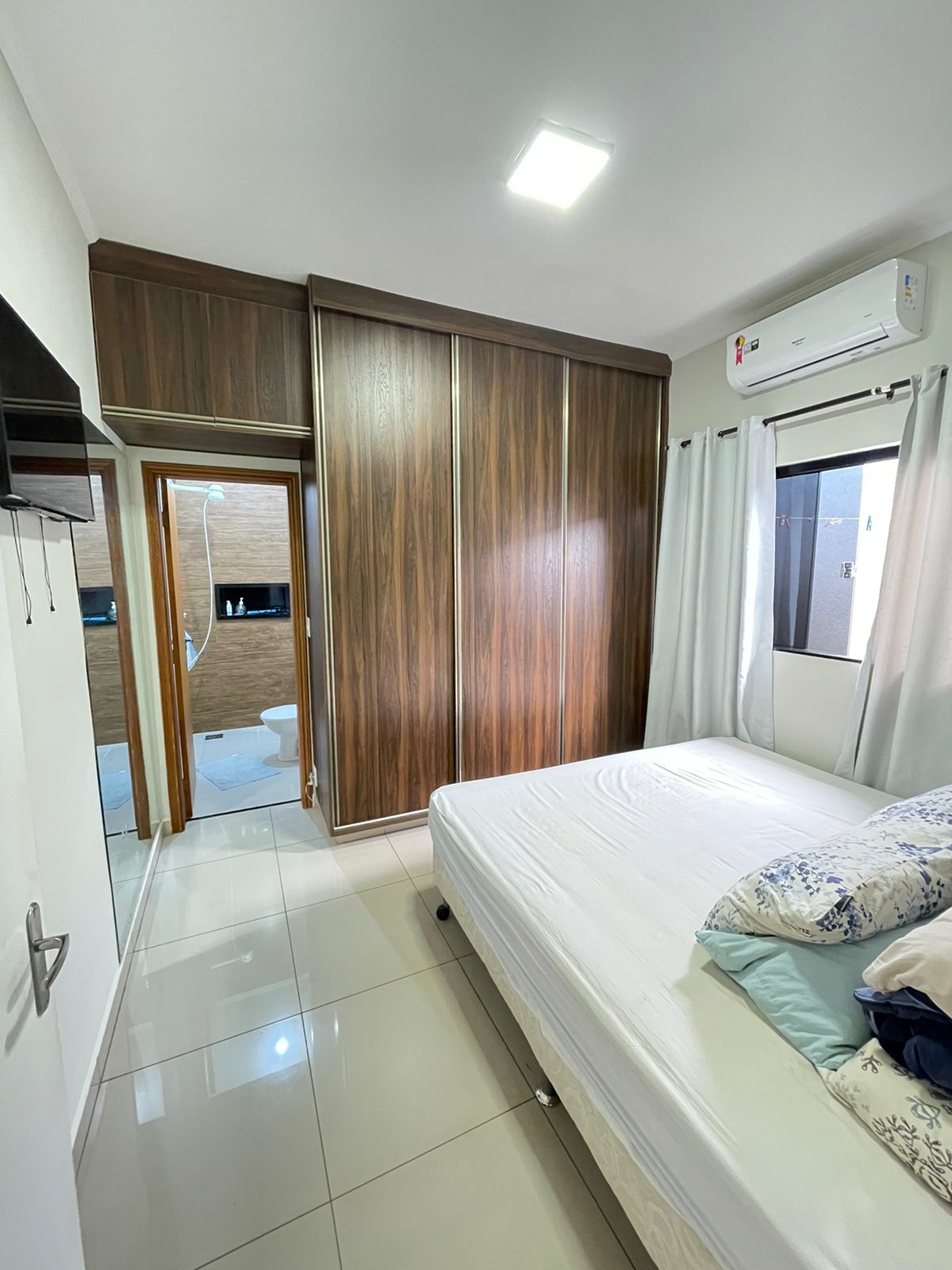 VENDE: CASA 02 DORMITÓRIOS  - RESIDENCIAL BOM JARDIM - BRODOWSKI-SP.
