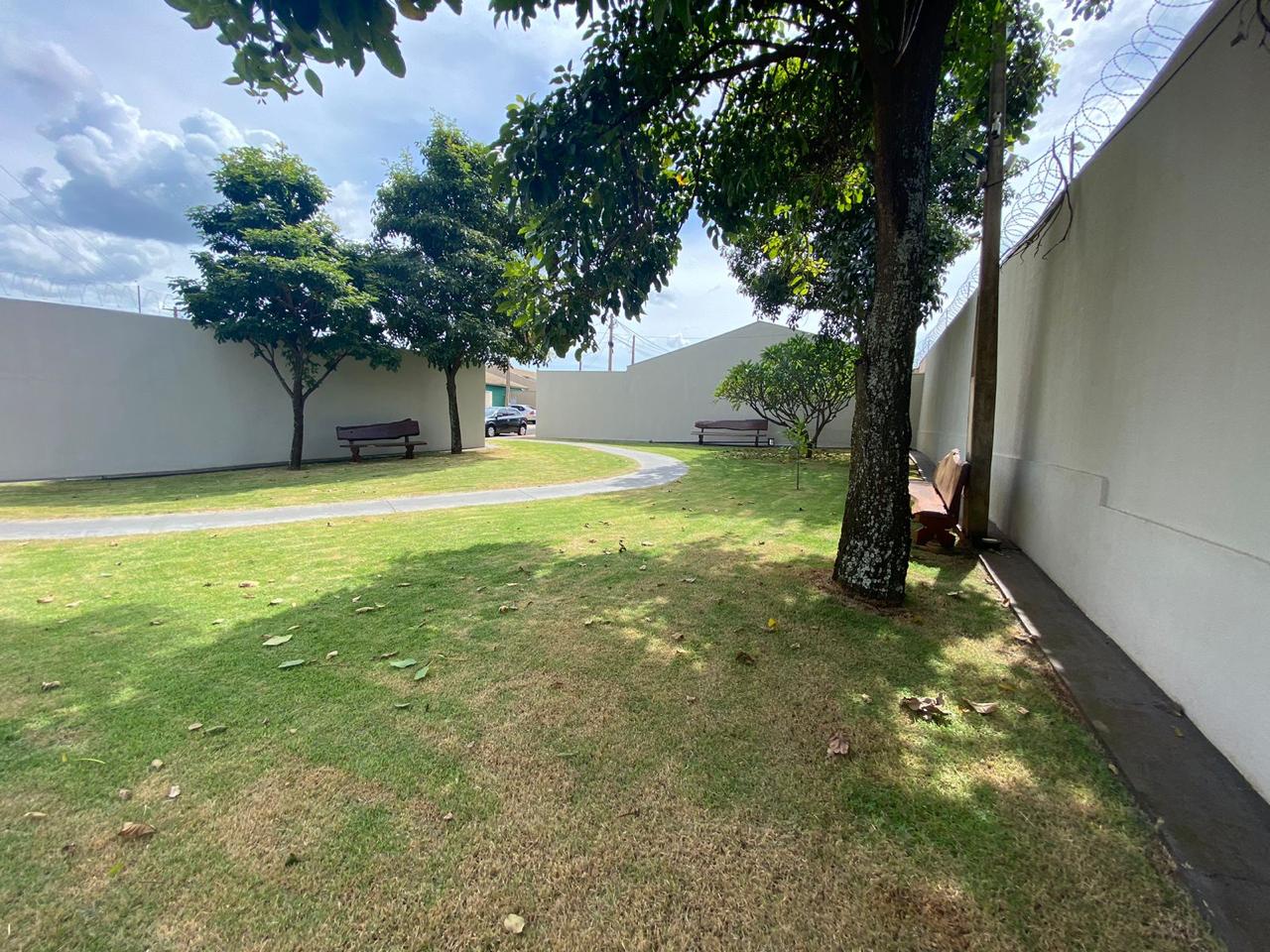 VENDE - CASA CONDOMÍNIO RUBI - 3 DORMITÓRIOS - EM BRODOWSKI-SP. brodosqui