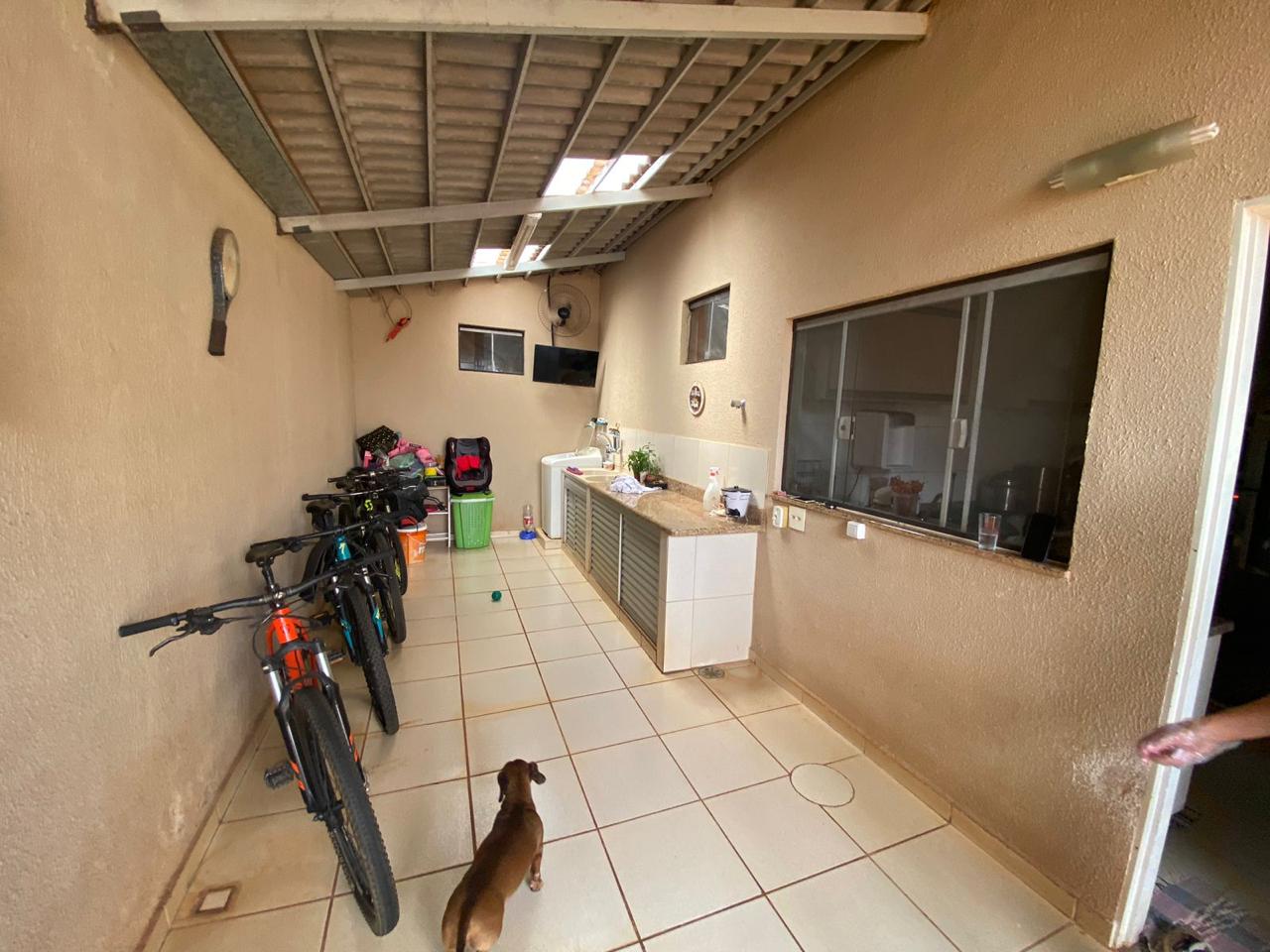 VENDE - CASA CONDOMÍNIO RUBI - 3 DORMITÓRIOS - EM BRODOWSKI-SP. brodosqui