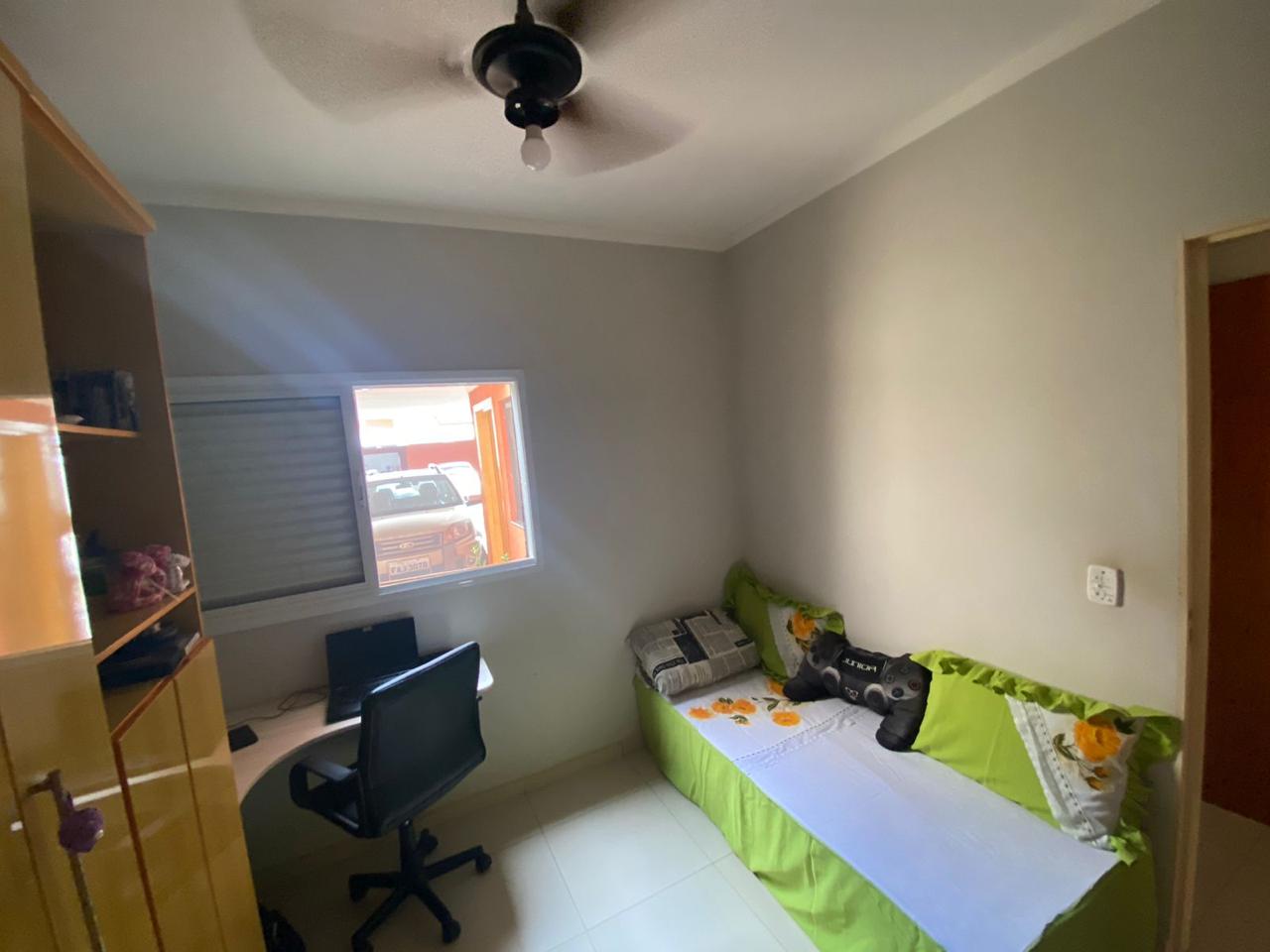 VENDE - CASA CONDOMÍNIO RUBI - 3 DORMITÓRIOS - EM BRODOWSKI-SP. brodosqui