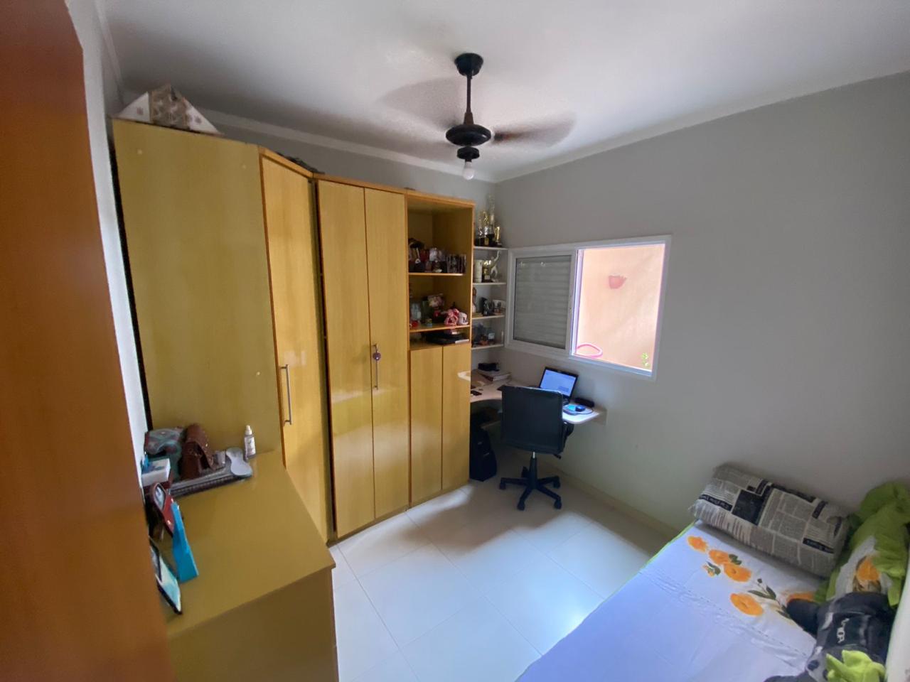 VENDE - CASA CONDOMÍNIO RUBI - 3 DORMITÓRIOS - EM BRODOWSKI-SP. brodosqui