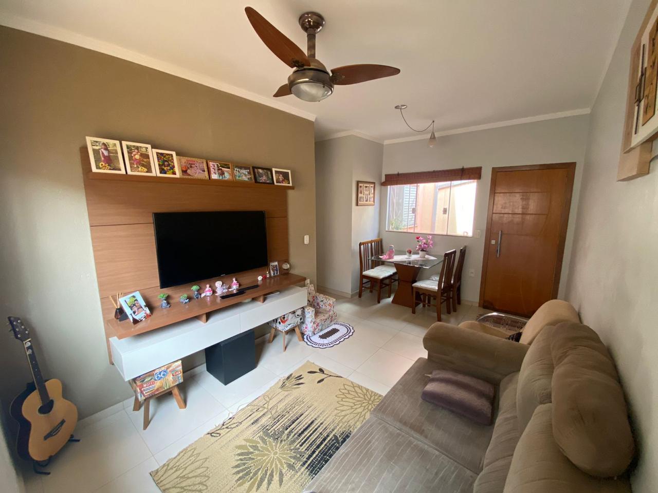 VENDE - CASA CONDOMÍNIO RUBI - 3 DORMITÓRIOS - EM BRODOWSKI-SP. brodosqui